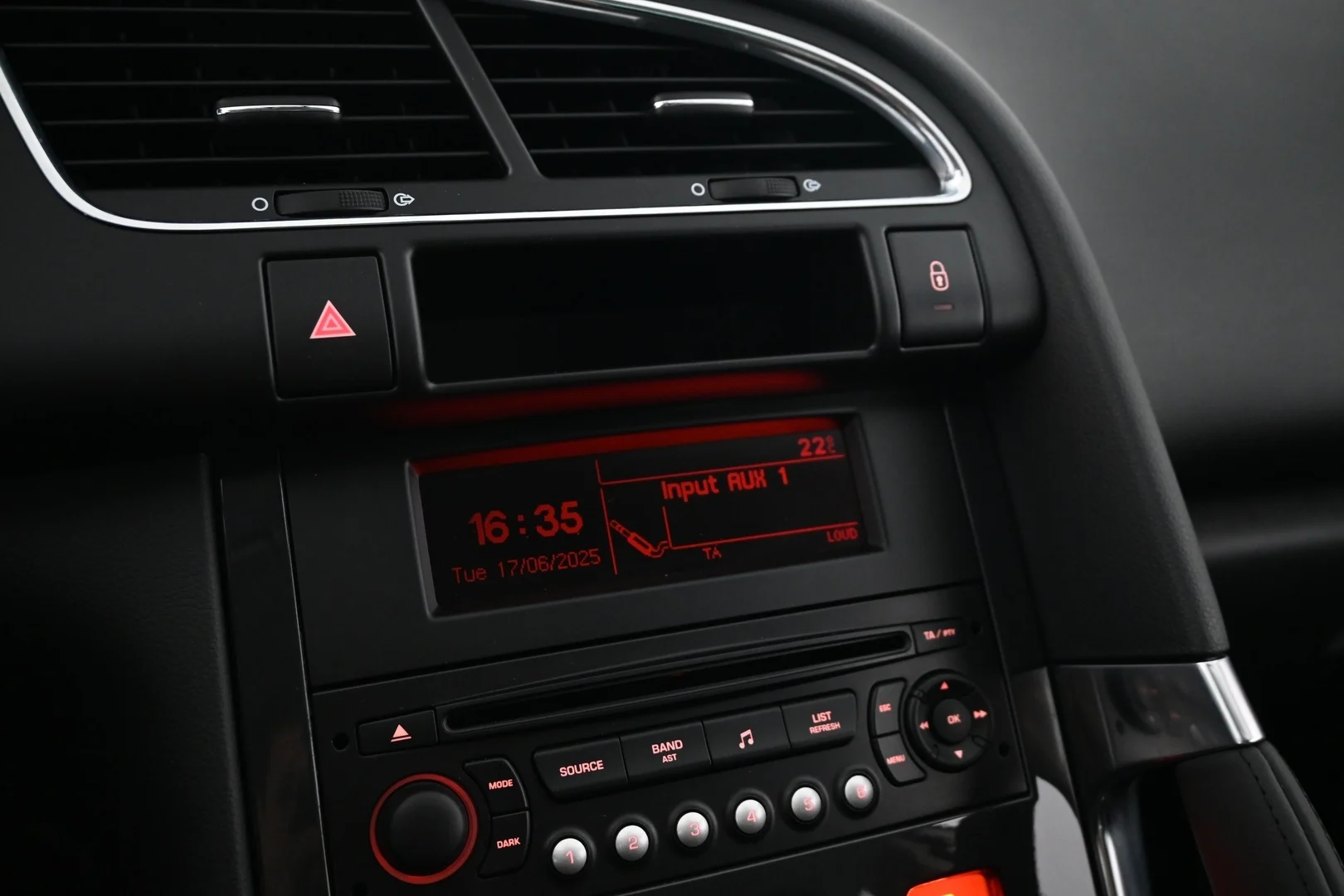 Car Image - 20ys8J3EoXtGEkQmVh0sXv