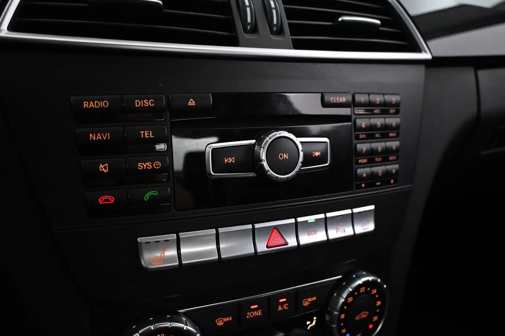 Car Image - 8ytHJv8RnUQdaM214sYfx
