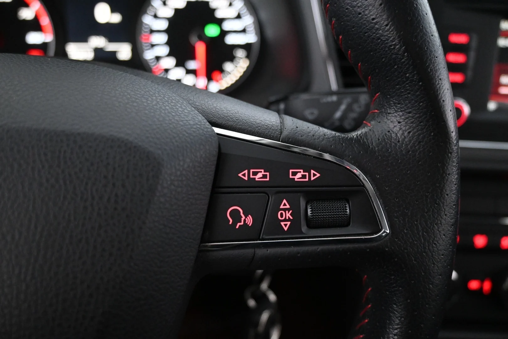 Car Image - 1qrsiY0tzcSMVQoyHjg4cR