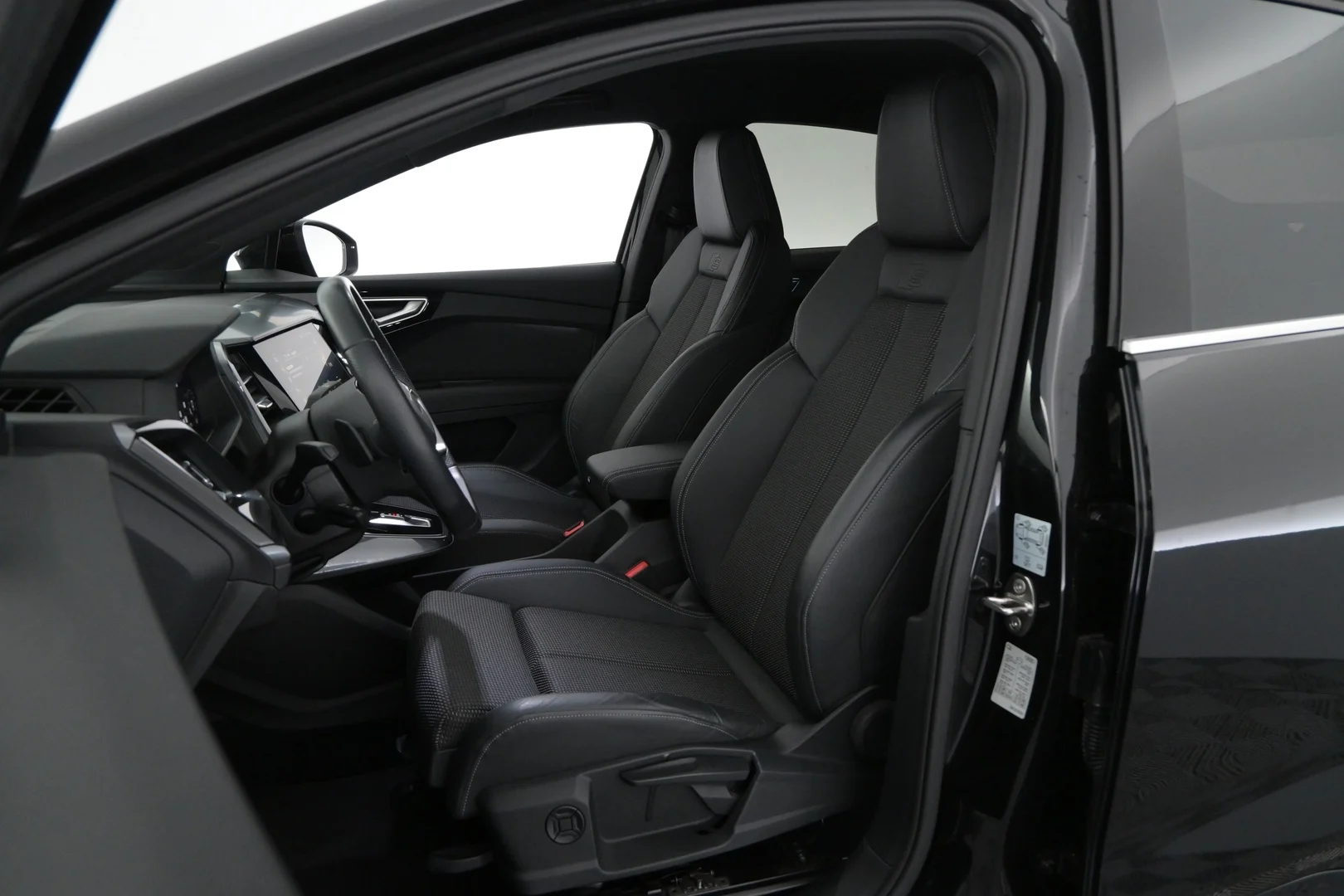 Car Image - 52hNazptXPqKBTUrrDbVhP