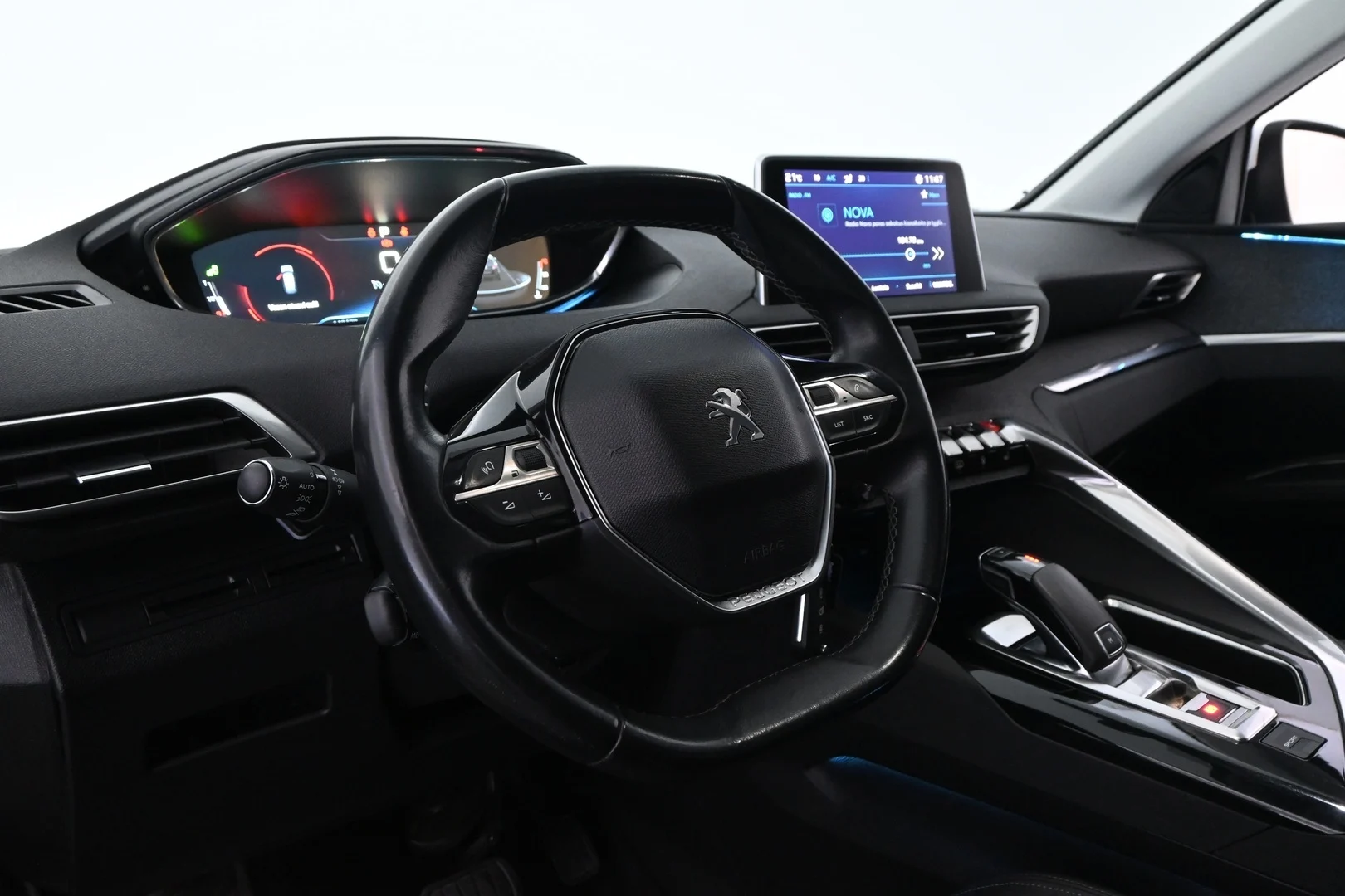 Car Image - TmWhdaqeKTyidgpF5X4db