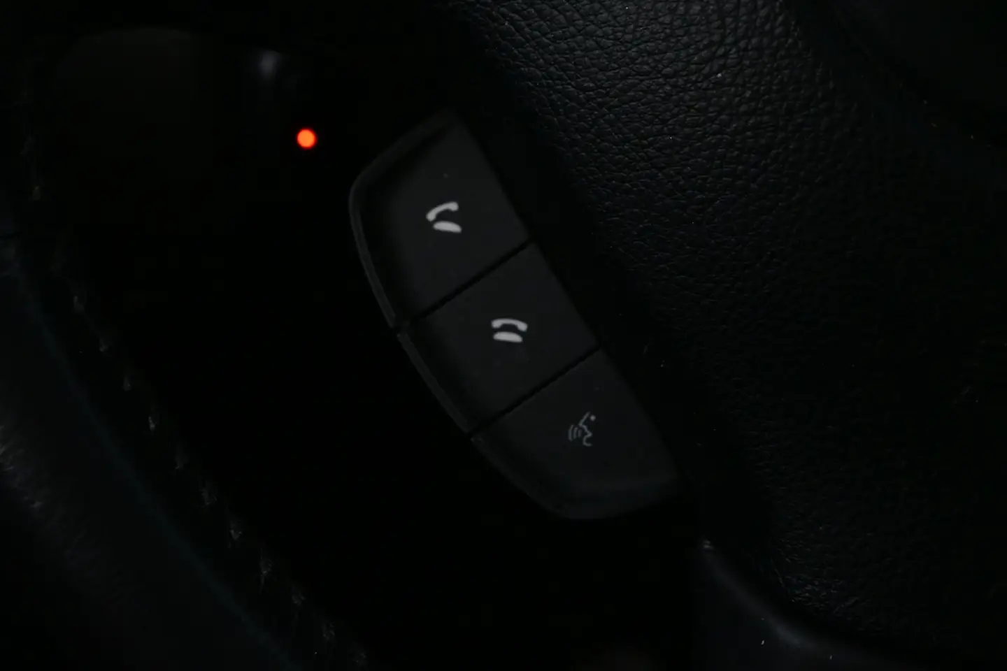 Car Image - 2qF2SxQO4LwcZ3qzNjxxCF