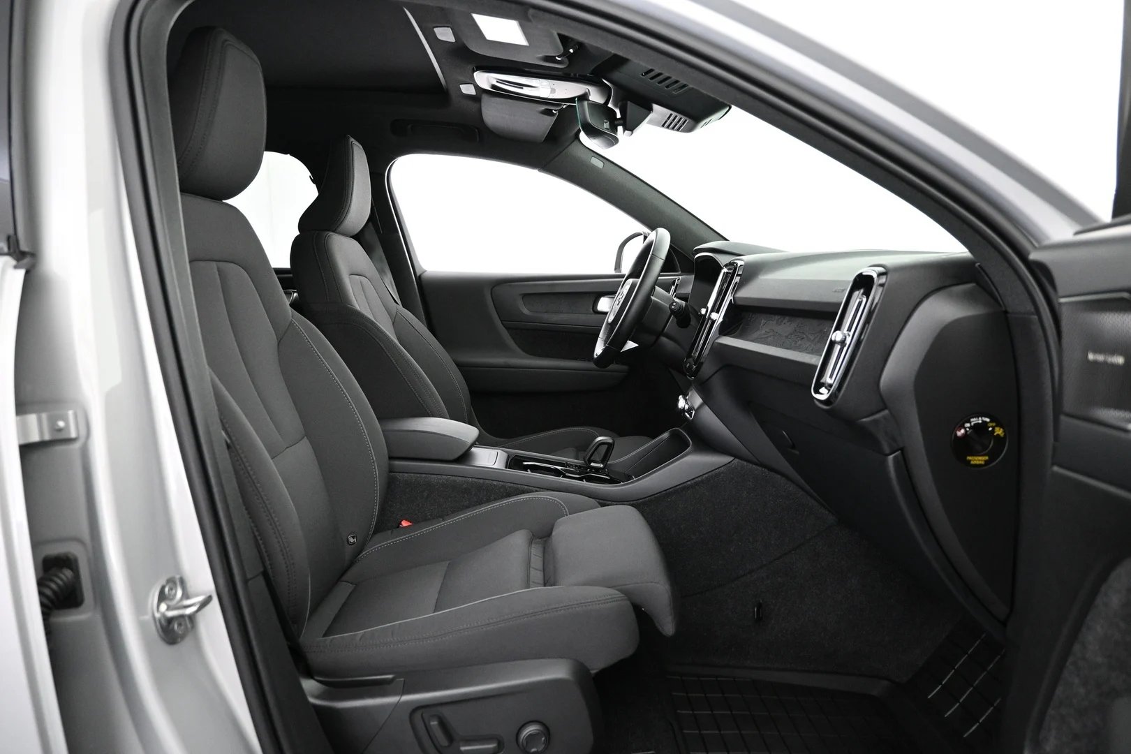 Car Image - 7IiX3PCdDC5wpUT5hbpzyK