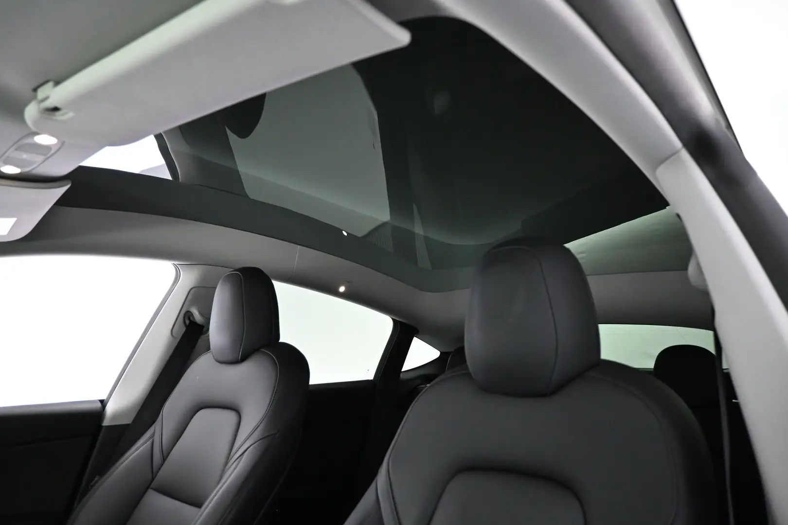 Car Image - 3COlt5jZ1so1HD2YrLOFI1