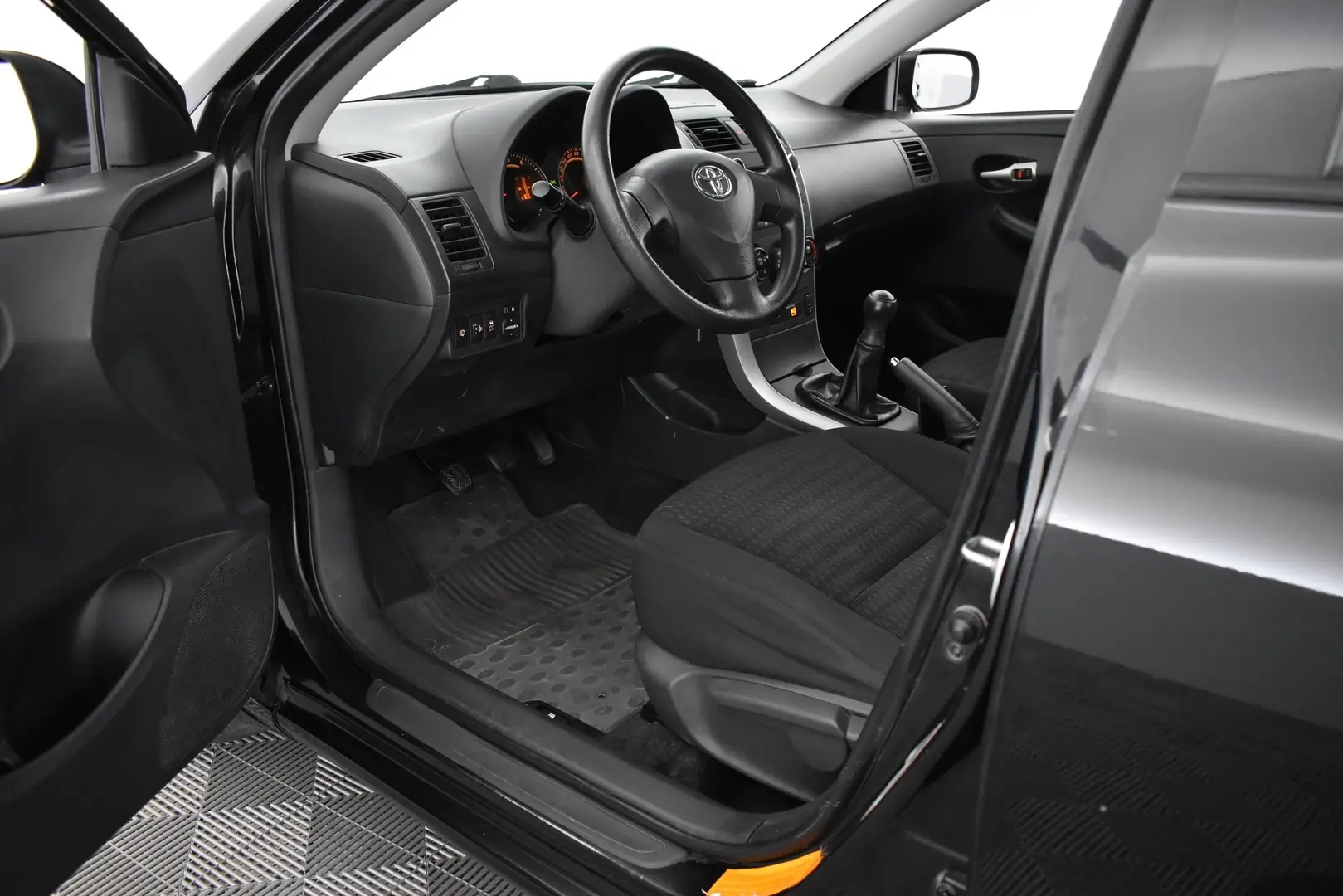 Car Image - 1Smwlhx4tRIvB8eBnEoa05