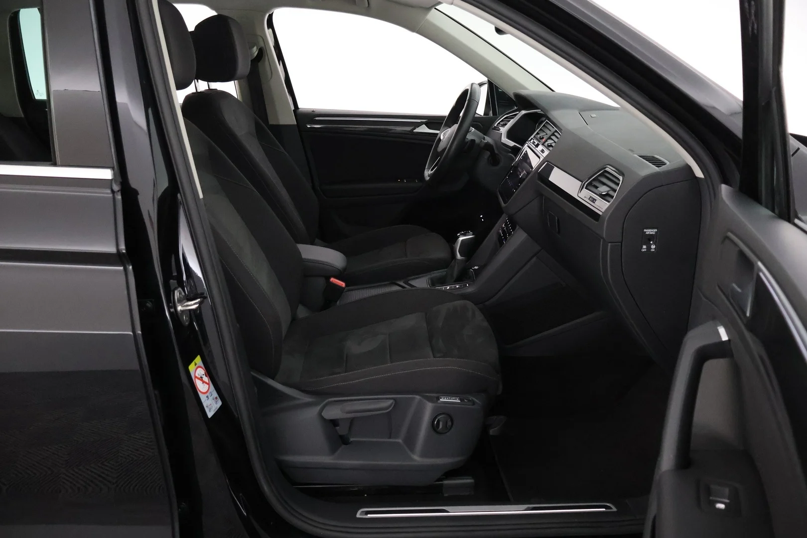 Car Image - 3iuRsQxIUsI2AMWSBKrcfO