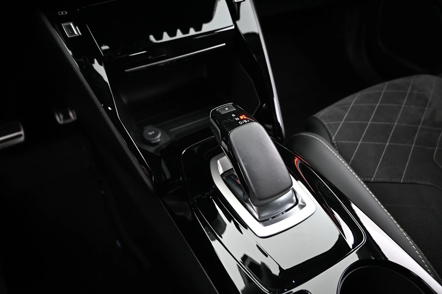 Car Image - 53q8NnG9mXhyfu56GAVWBg
