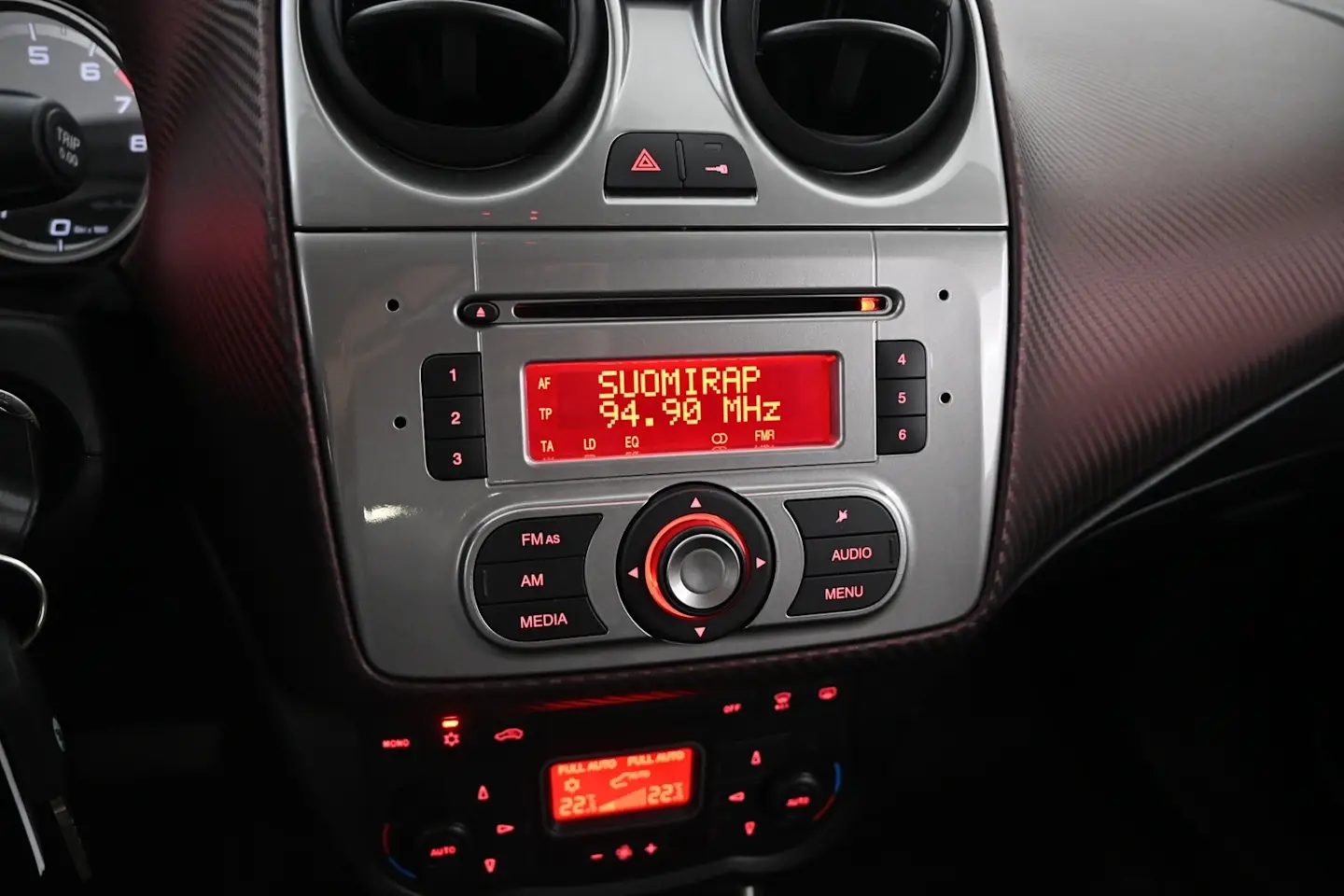 Car Image - 4ztJ1TsWhQTeVhsNm9kBkI