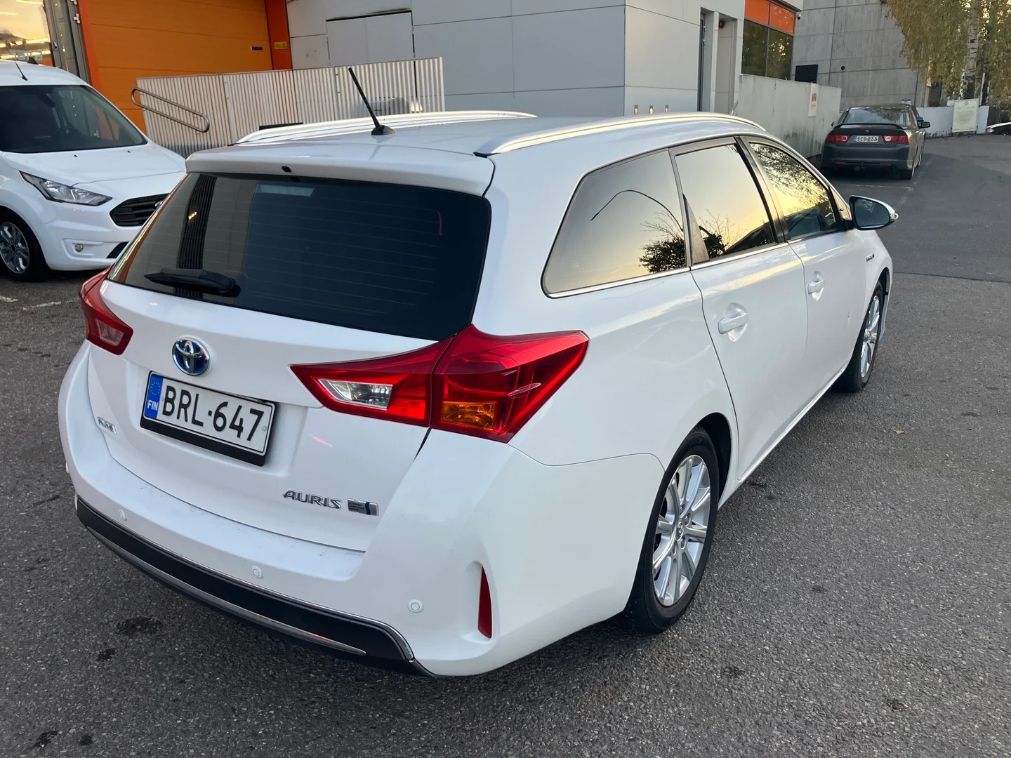 Car Image - 6V6UbkLxJXynuZOvkYvkNR