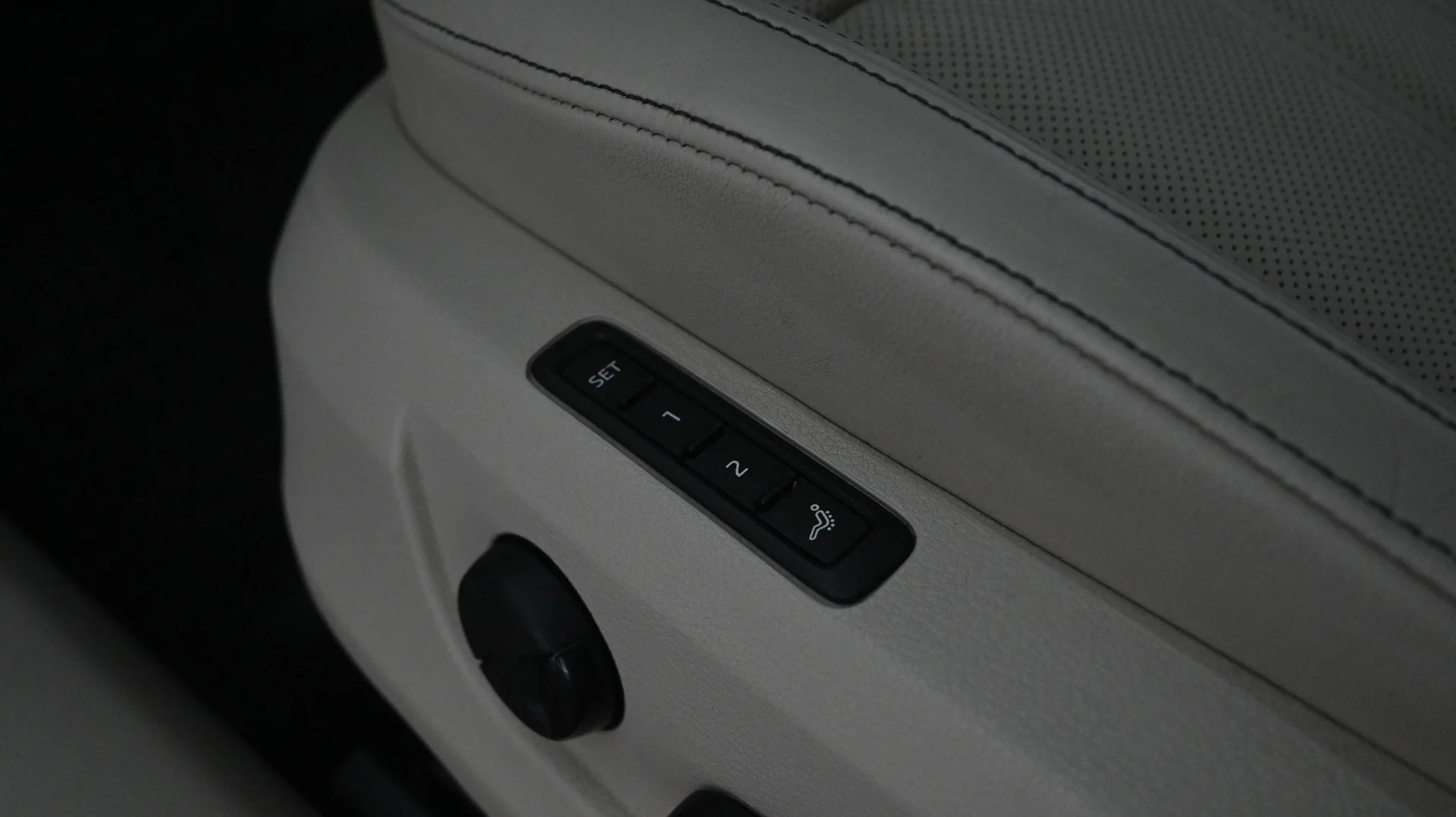 Car Image - 4GjX31MOqagEk4ofi6uoR7