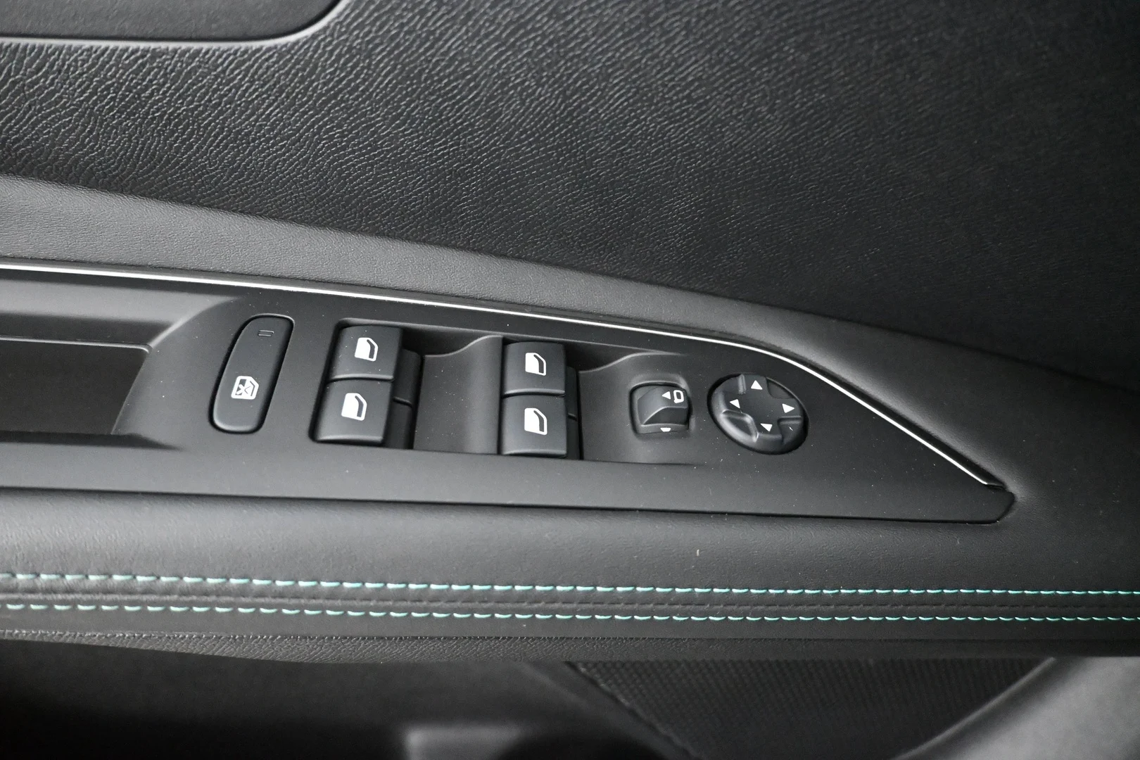 Car Image - X22WctNh7nnR4pohRBnnB