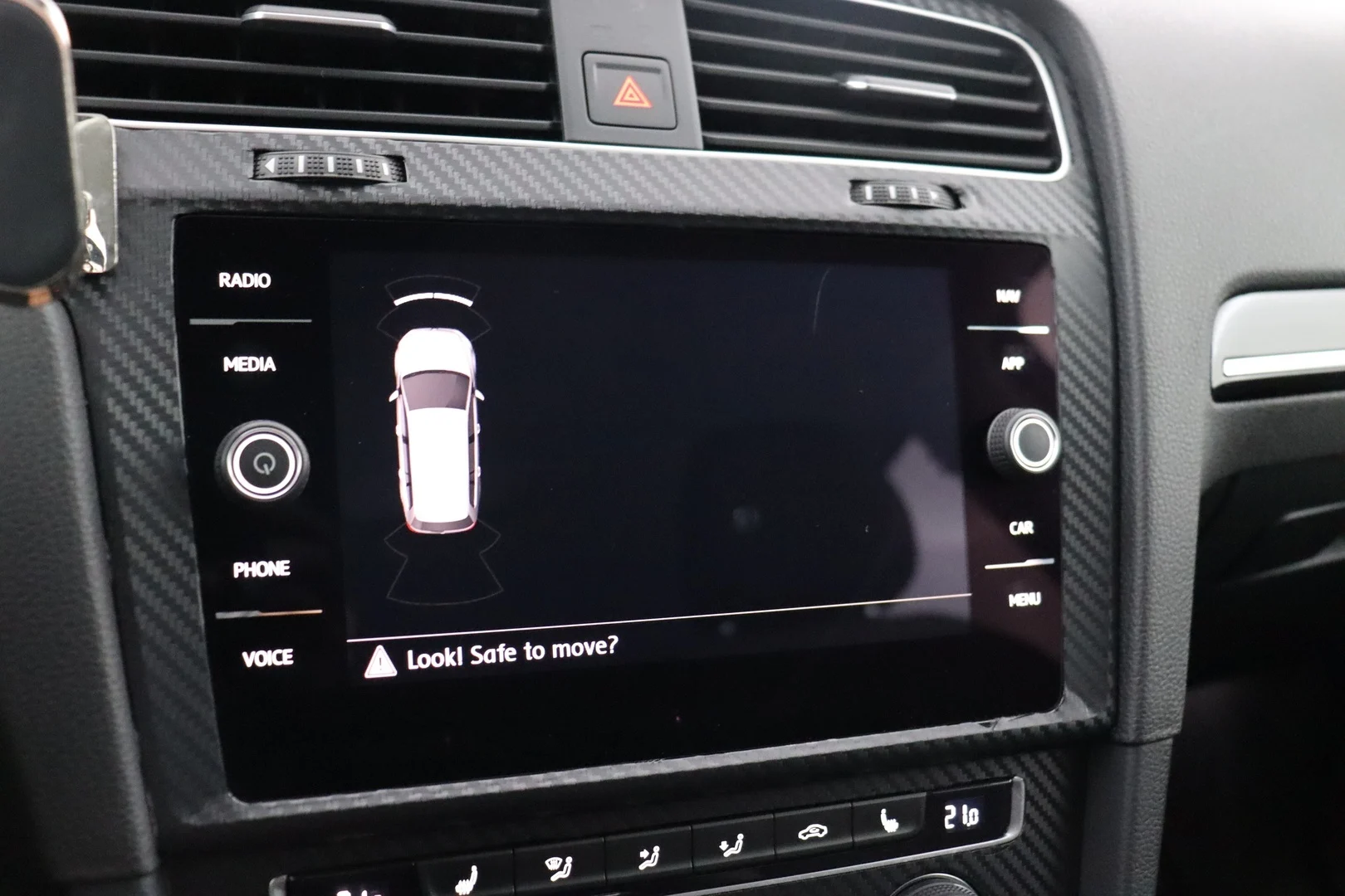 Car Image - 4Zd6EzFBJzAWwaq89VibQI