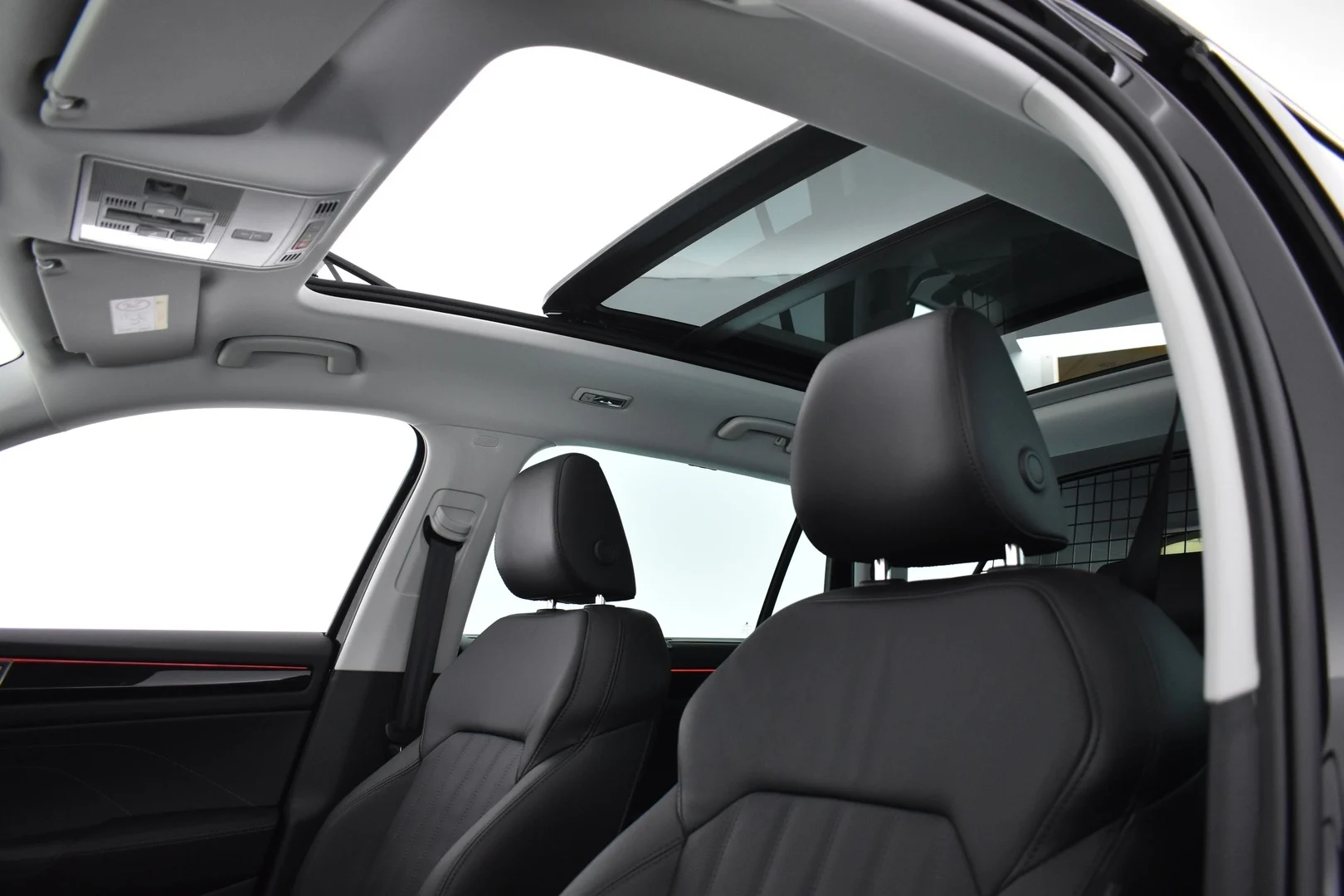 Car Image - 5dUHybCdwdCx9odxsge5Oh