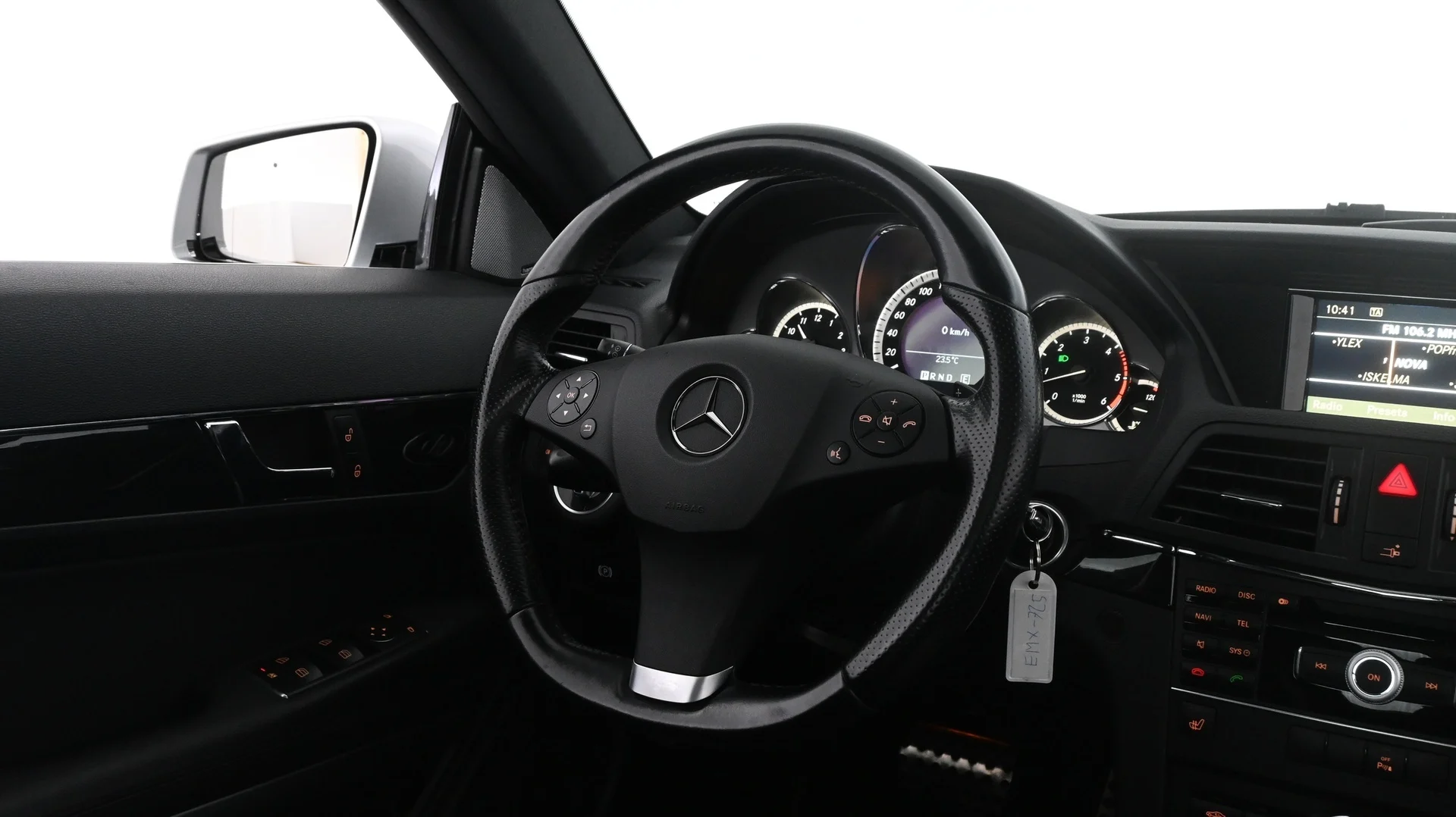 Car Image - 68EwaUgHiJRpJqni3njX47