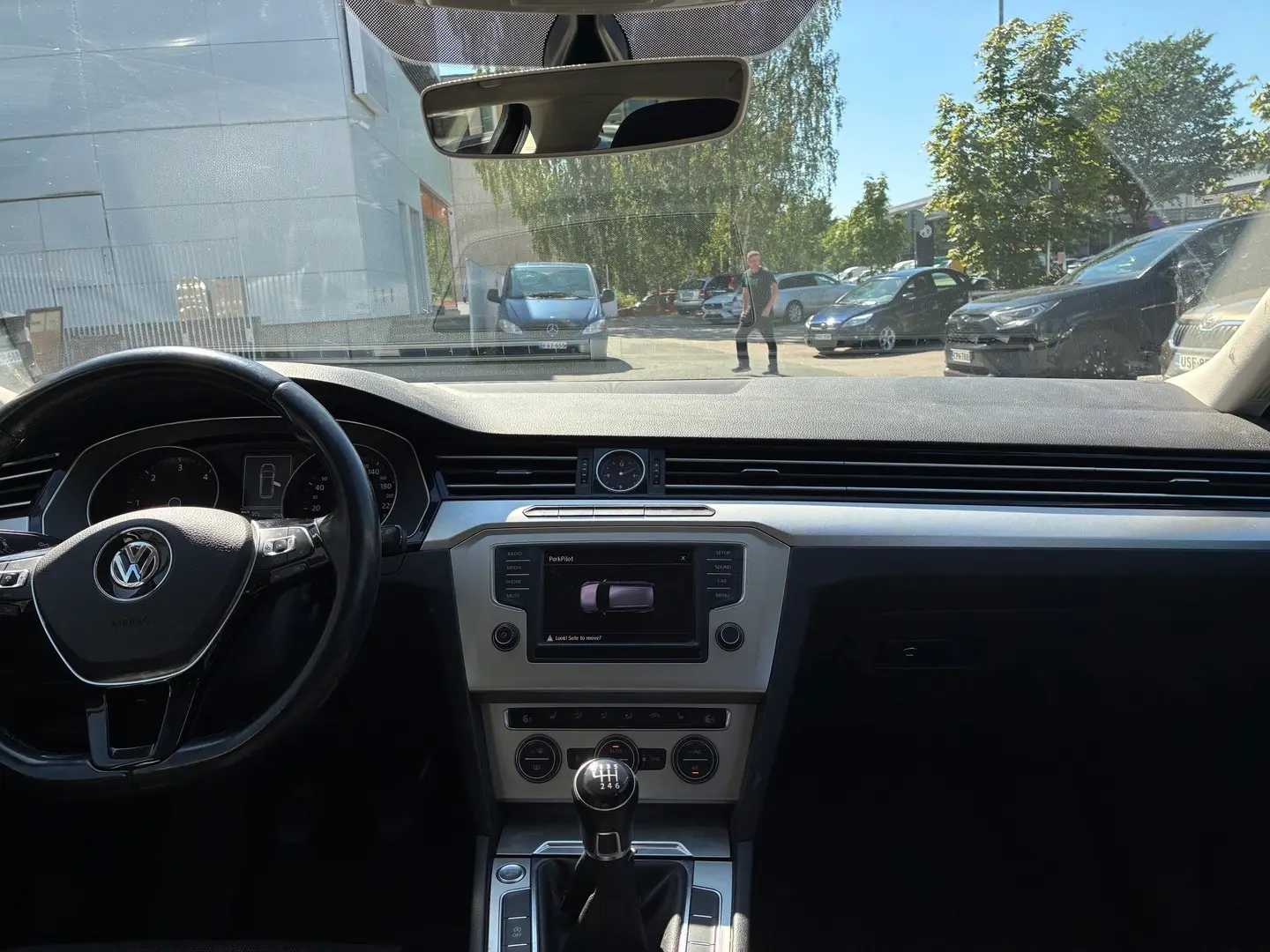 Car Image - 580qTQSA8WGdoVld9QSxGN