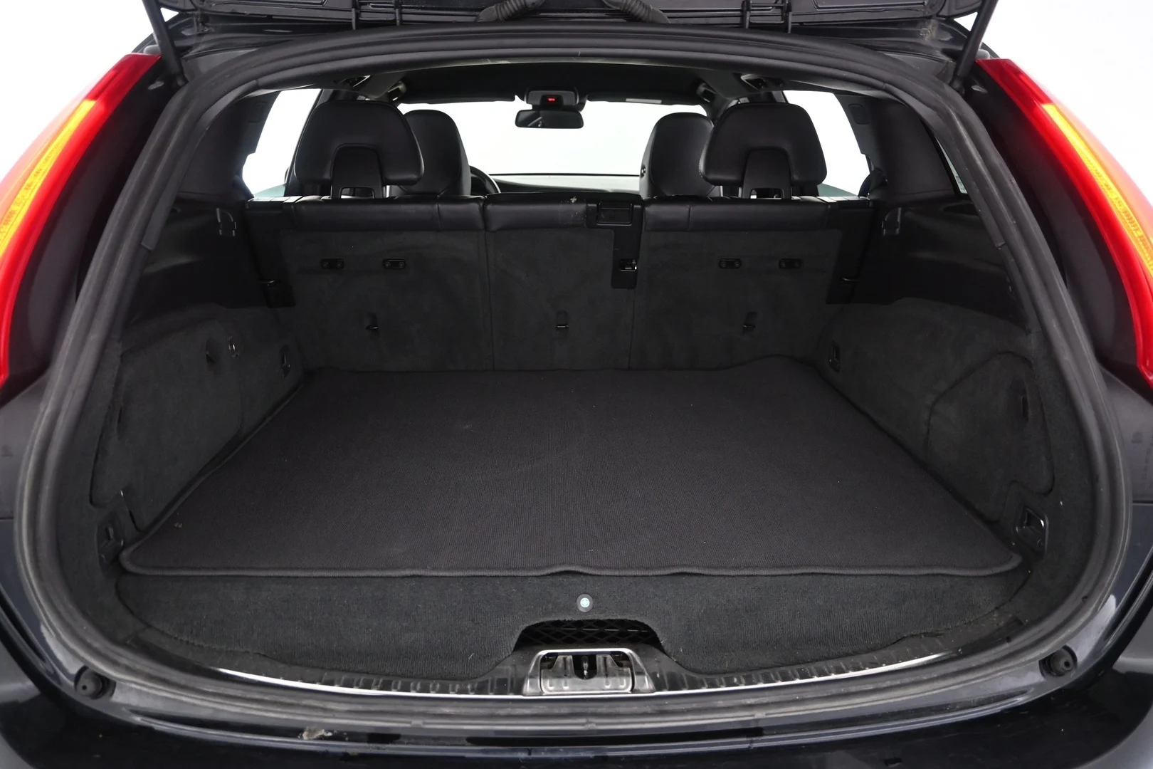 Car Image - 19cXhSw1vjCHAAUw4OKyES