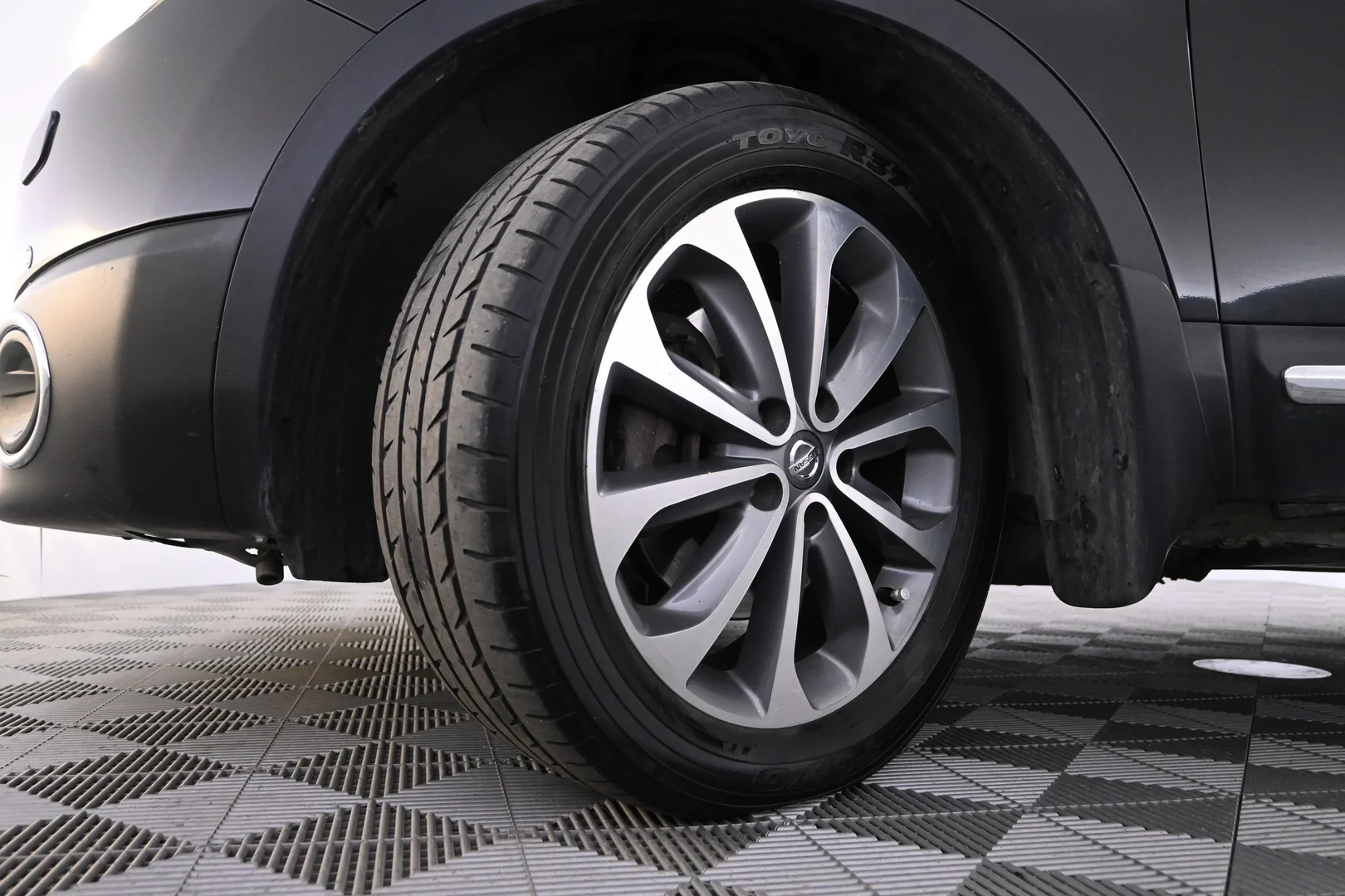 Car Image - 394540sqzDZ7n6jpM6PrEA