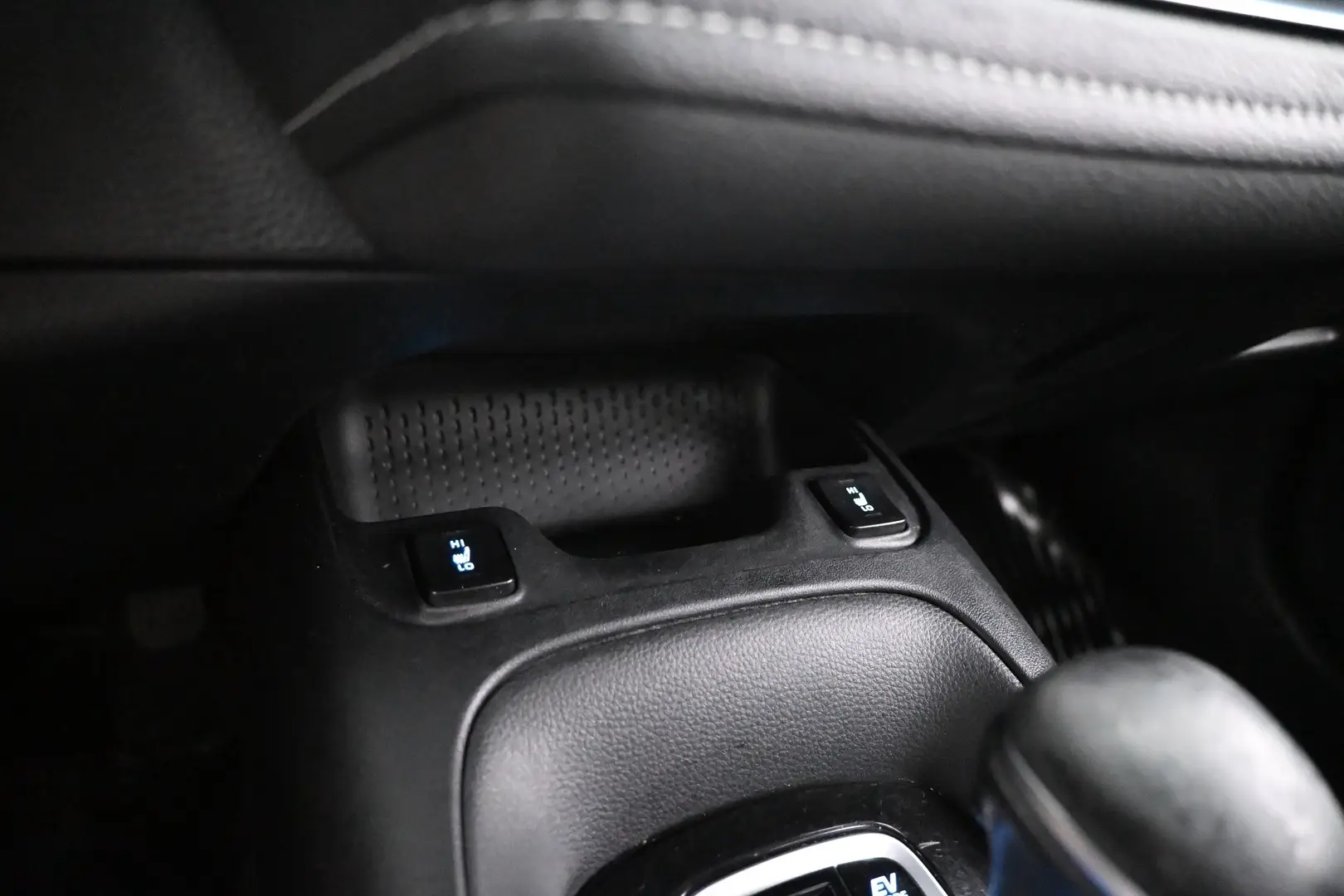 Car Image - 45vzLB2rRl7l9GNBYls6Qu