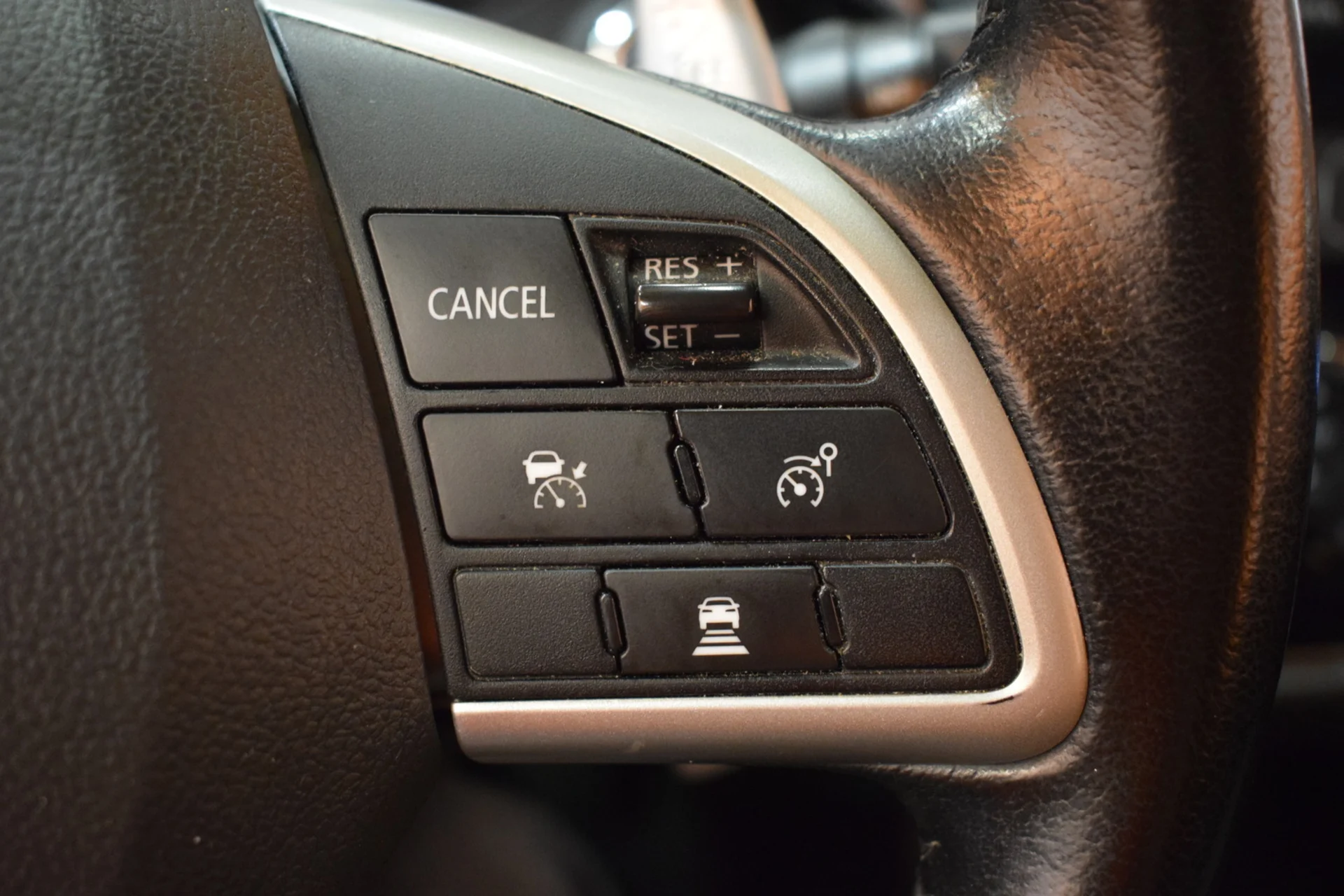 Car Image - d9C7jmZs6ZkSSYxfefiBC