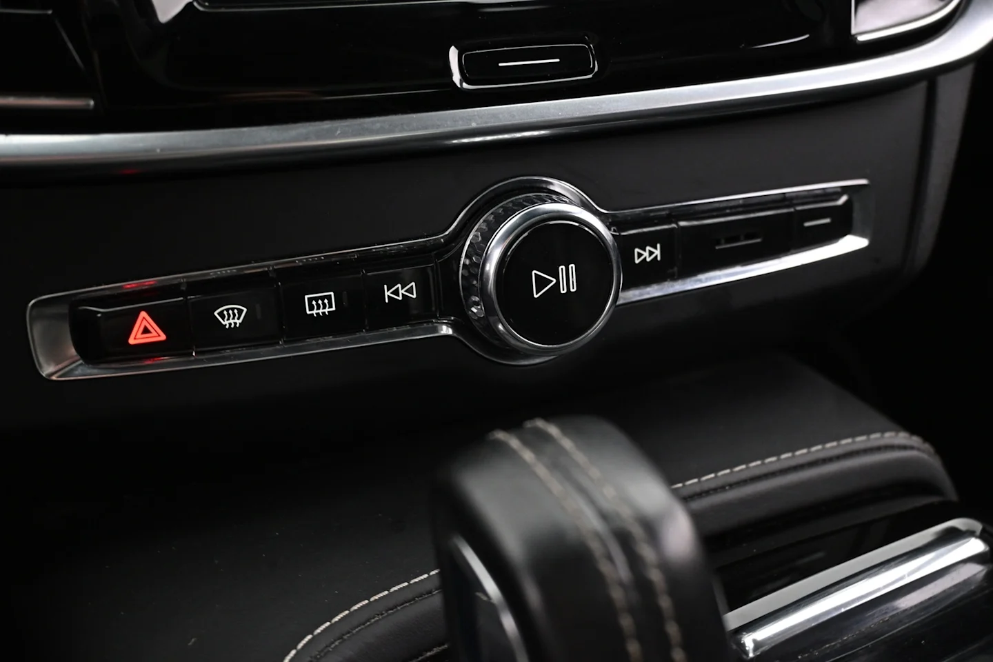 Car Image - 52pFAW9QayRoaqvDig0MUc