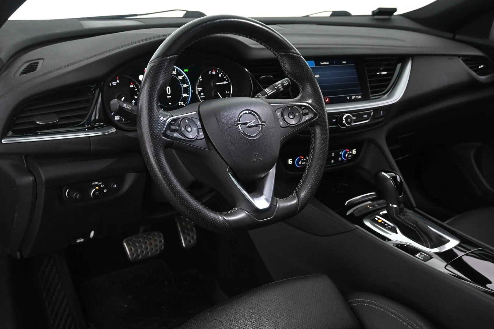 Car Image - 3Oq7WLX41s8nsFG7EqApjc