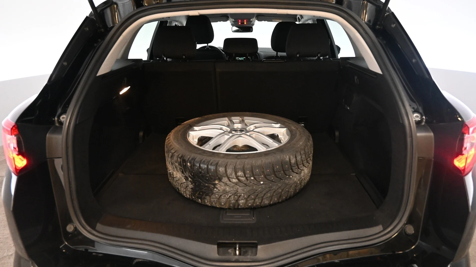 Car Image - i5NygqGOjBIvQiY61UOqP