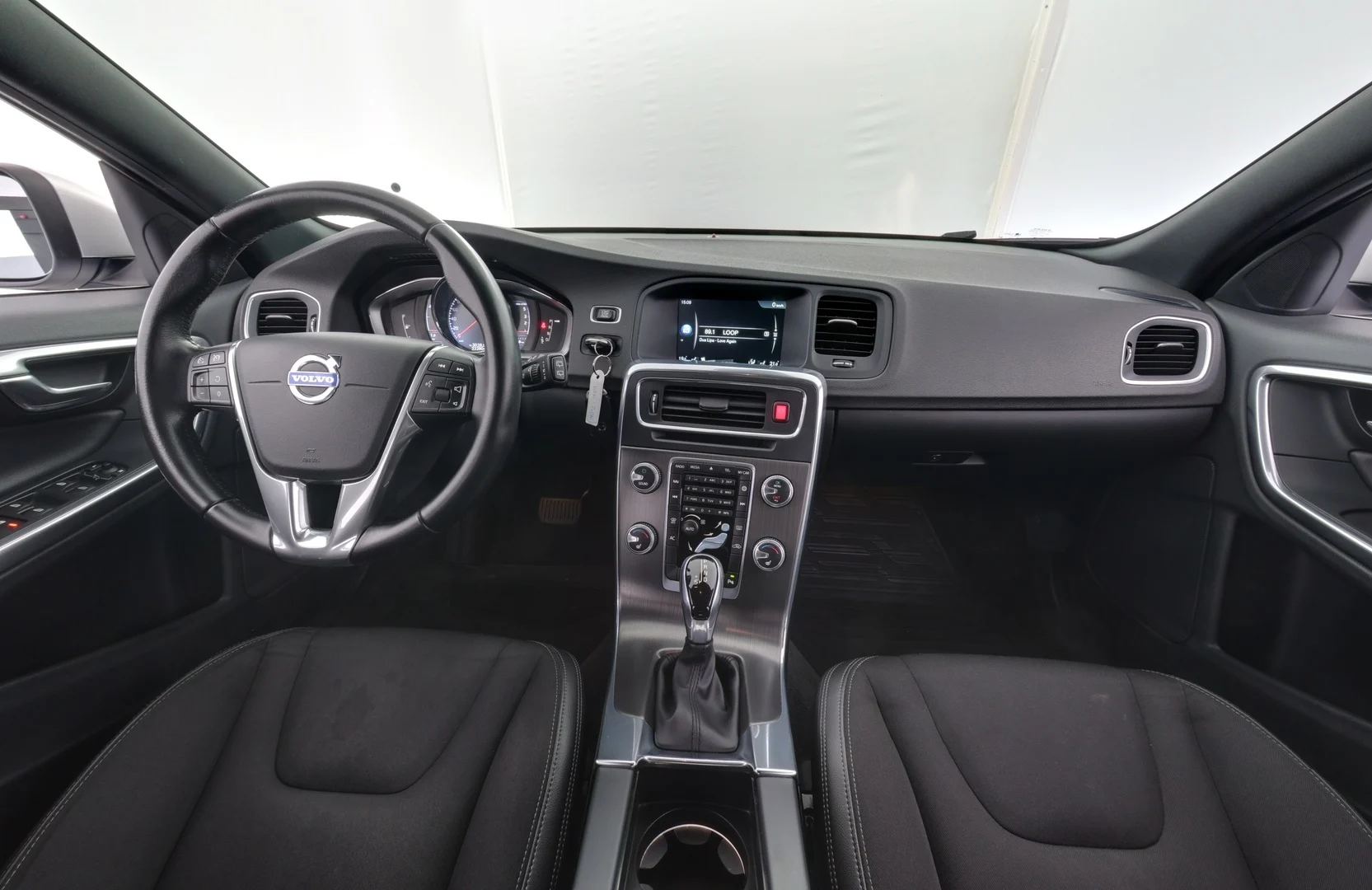 Car Image - nhHXNKFkAoSPtoZsxA21m