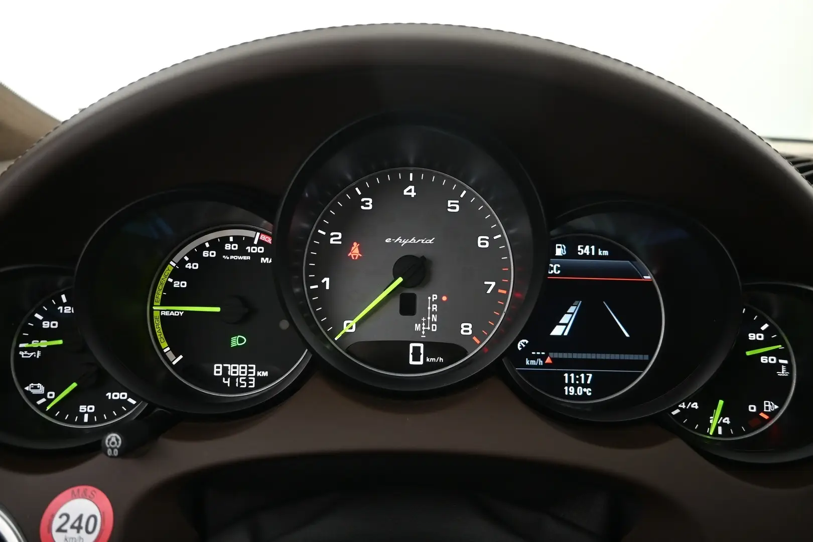 Car Image - 2fYqQgAlg2uUAc0te4F2Sx