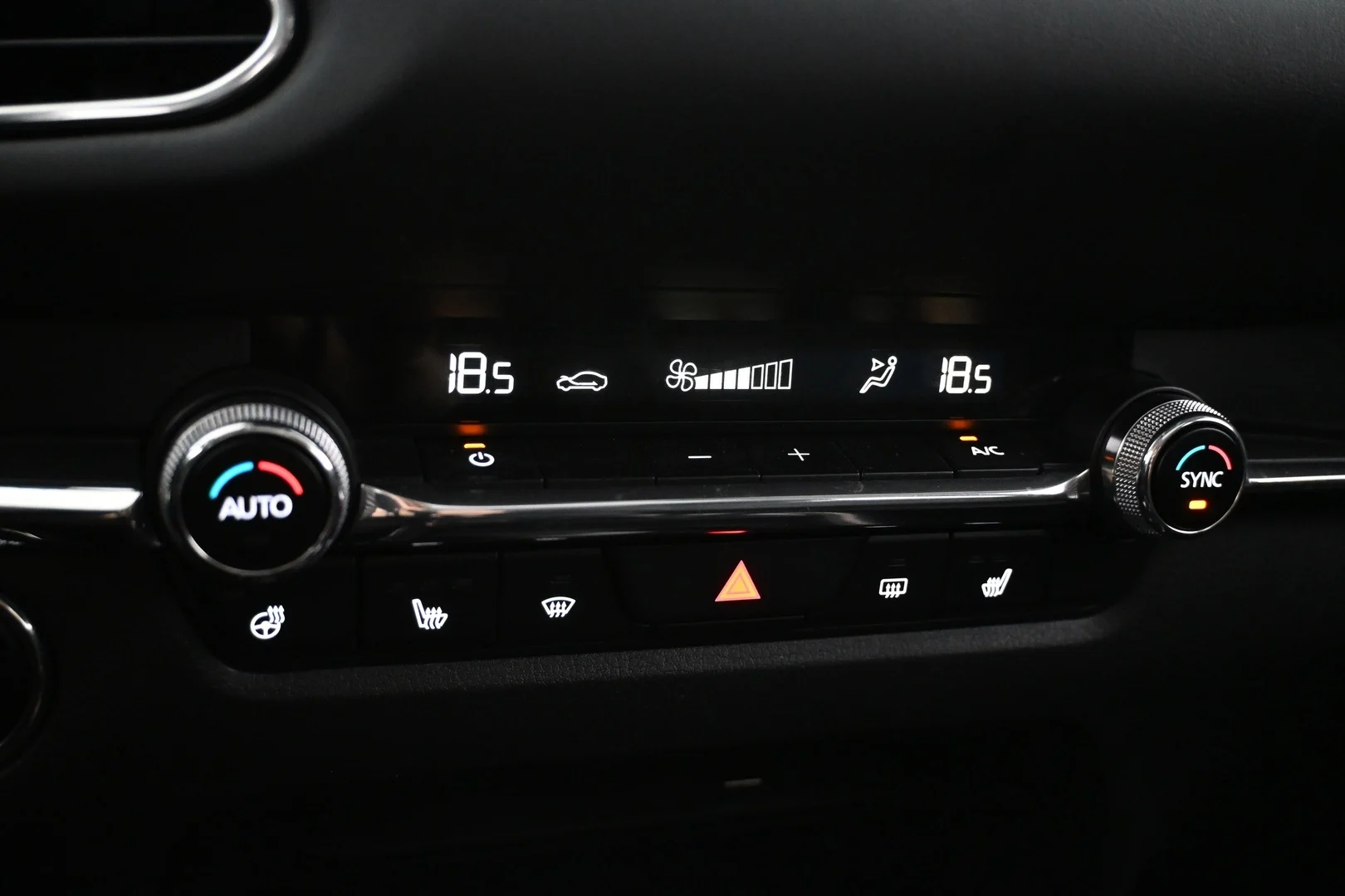 Car Image - Aj5P9XmHDsNuKAKDMcPtd