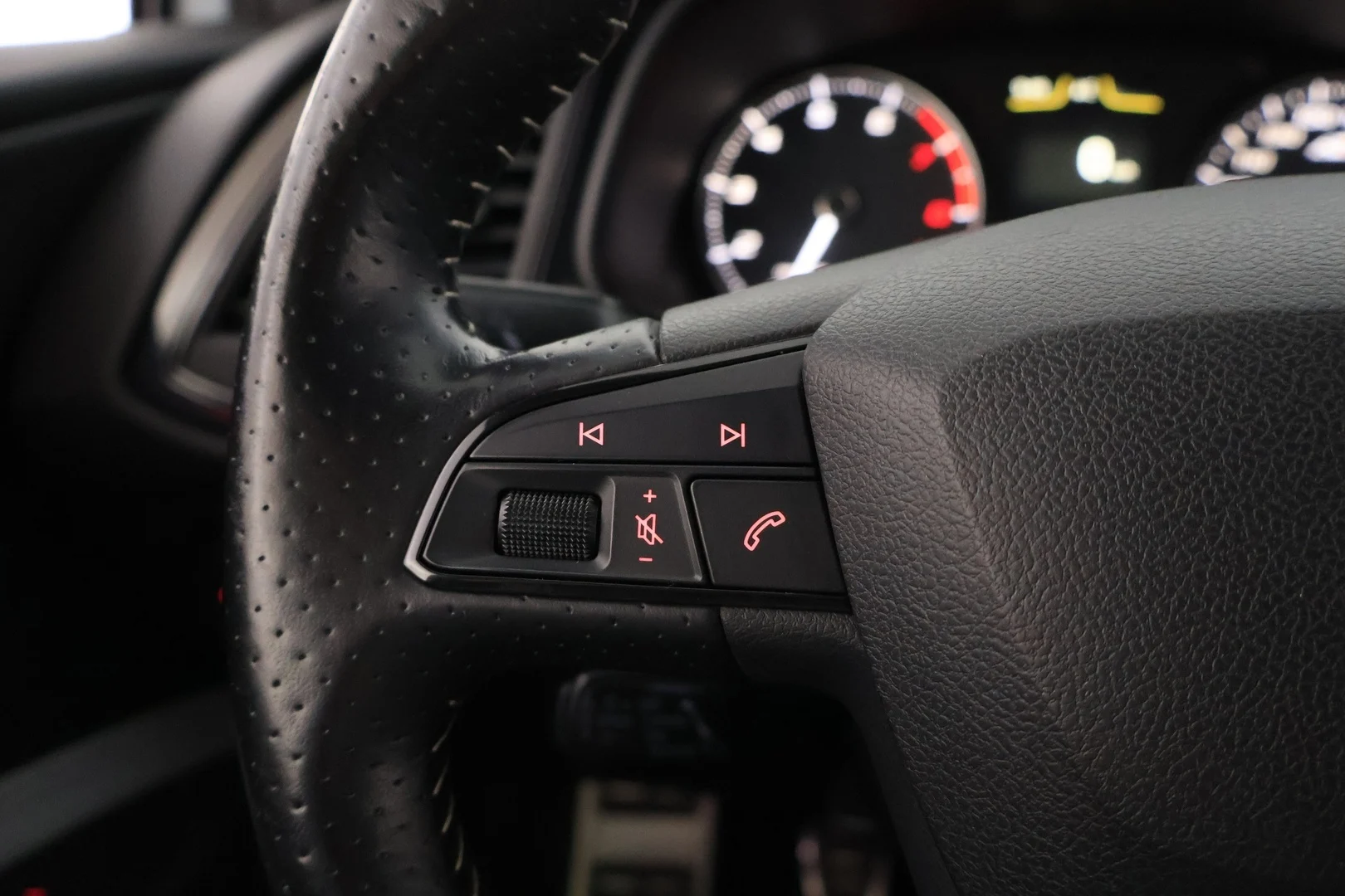 Car Image - 1a0fR4lcfYqEjvgjvE77yp