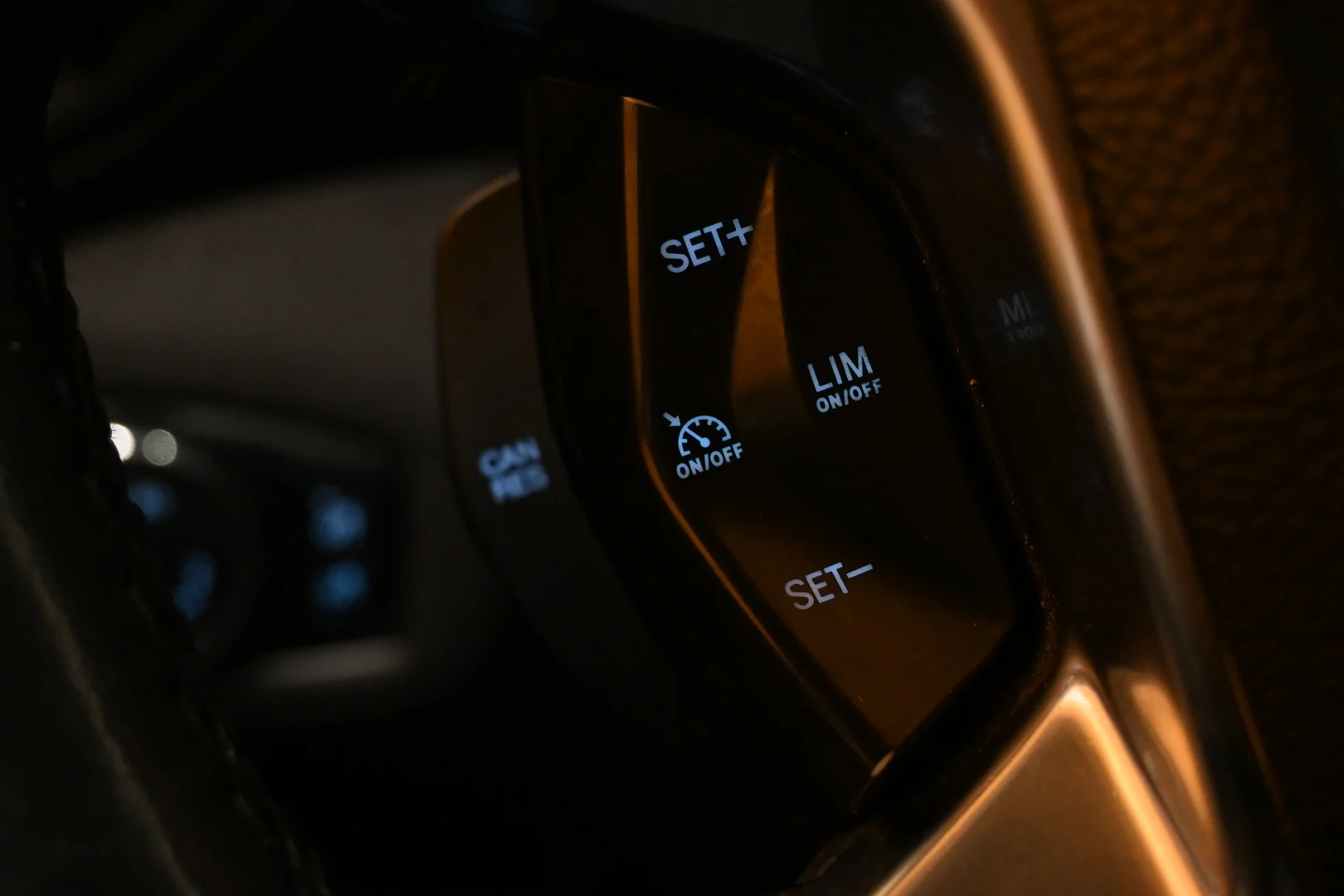 Car Image - 24Ja2Qie7noWp6y5iu4hXa