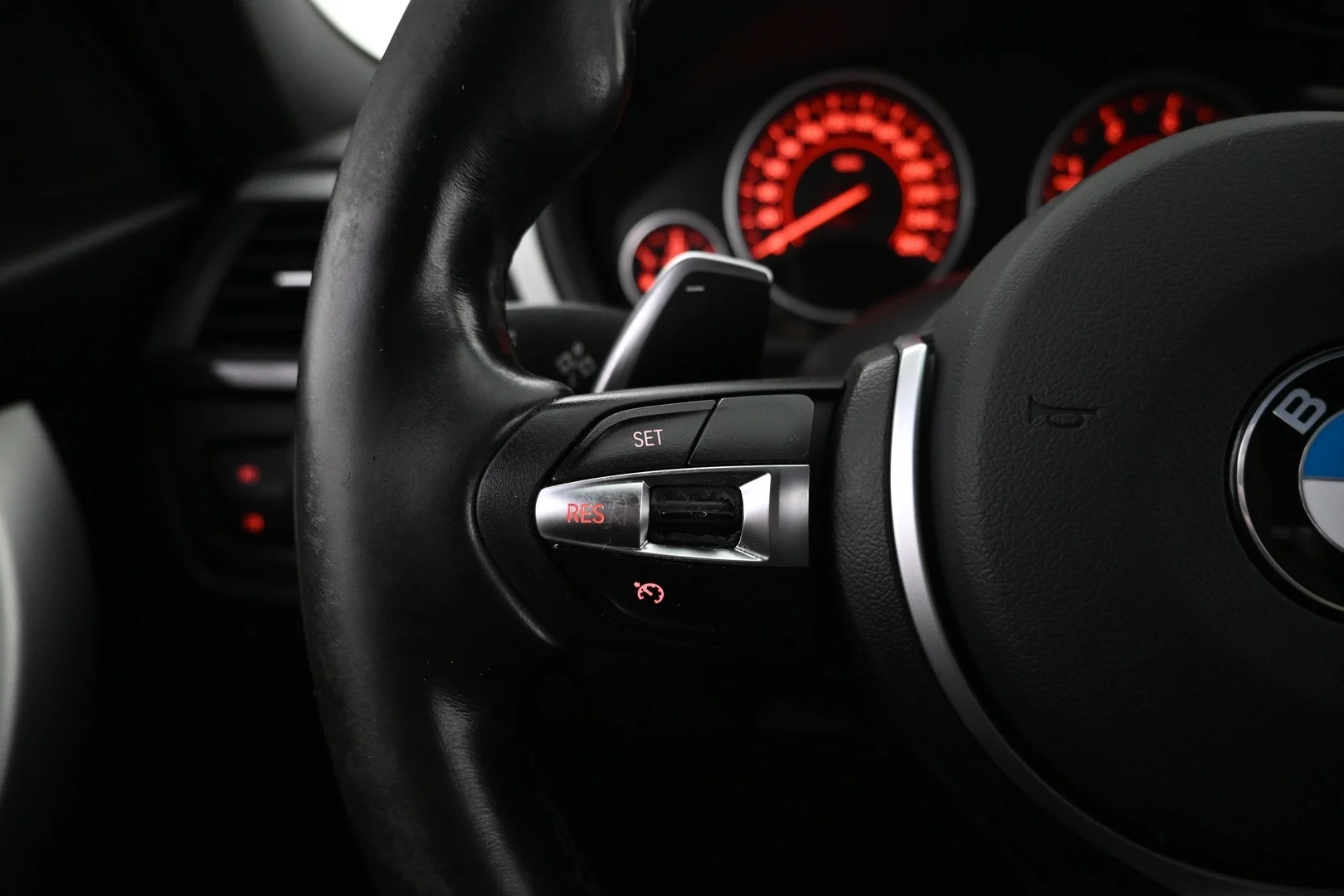 Car Image - 6iIvgiKOjV7nblt3qdAcom