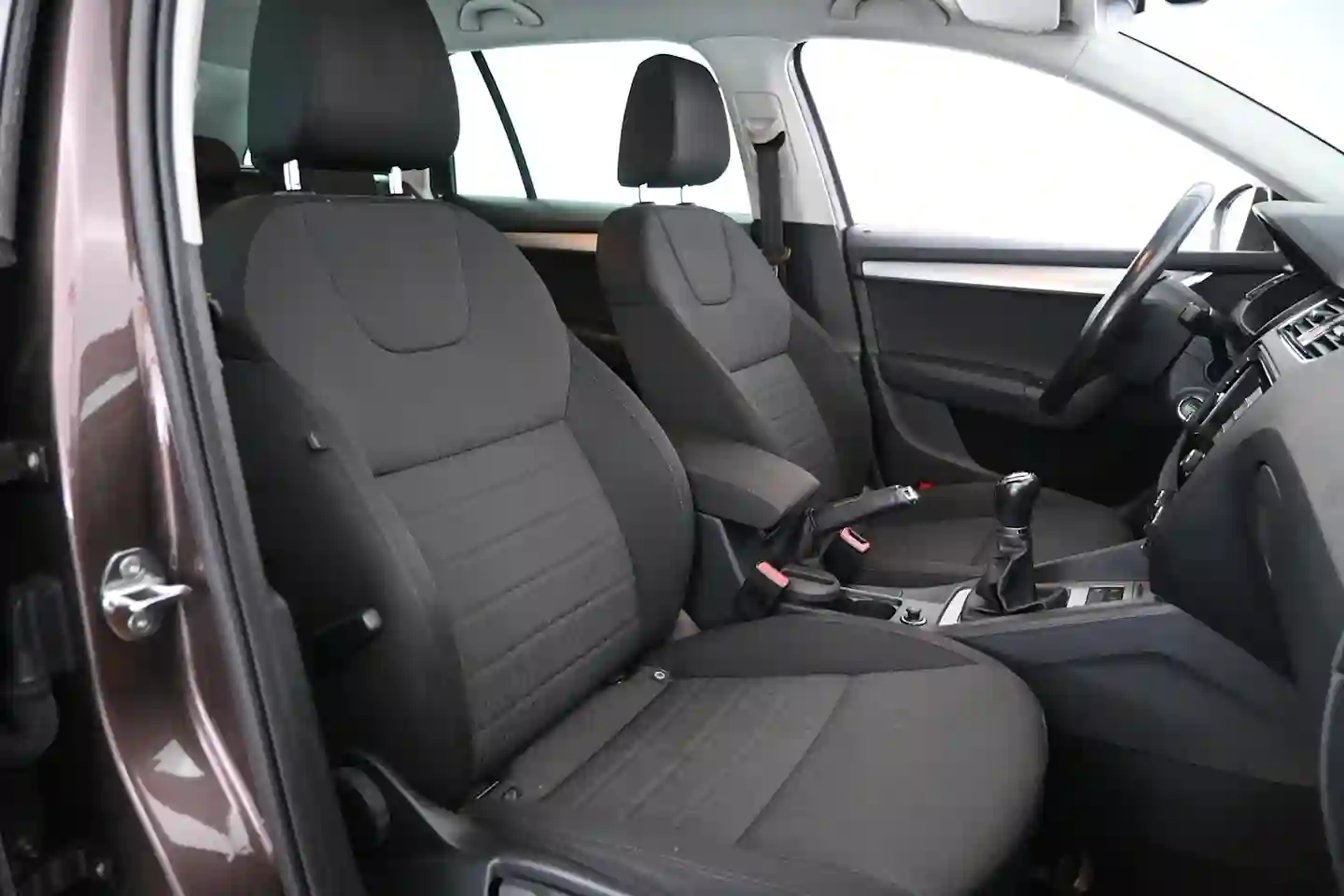 Car Image - 2hztf6uixWny2MhS2VhcAI