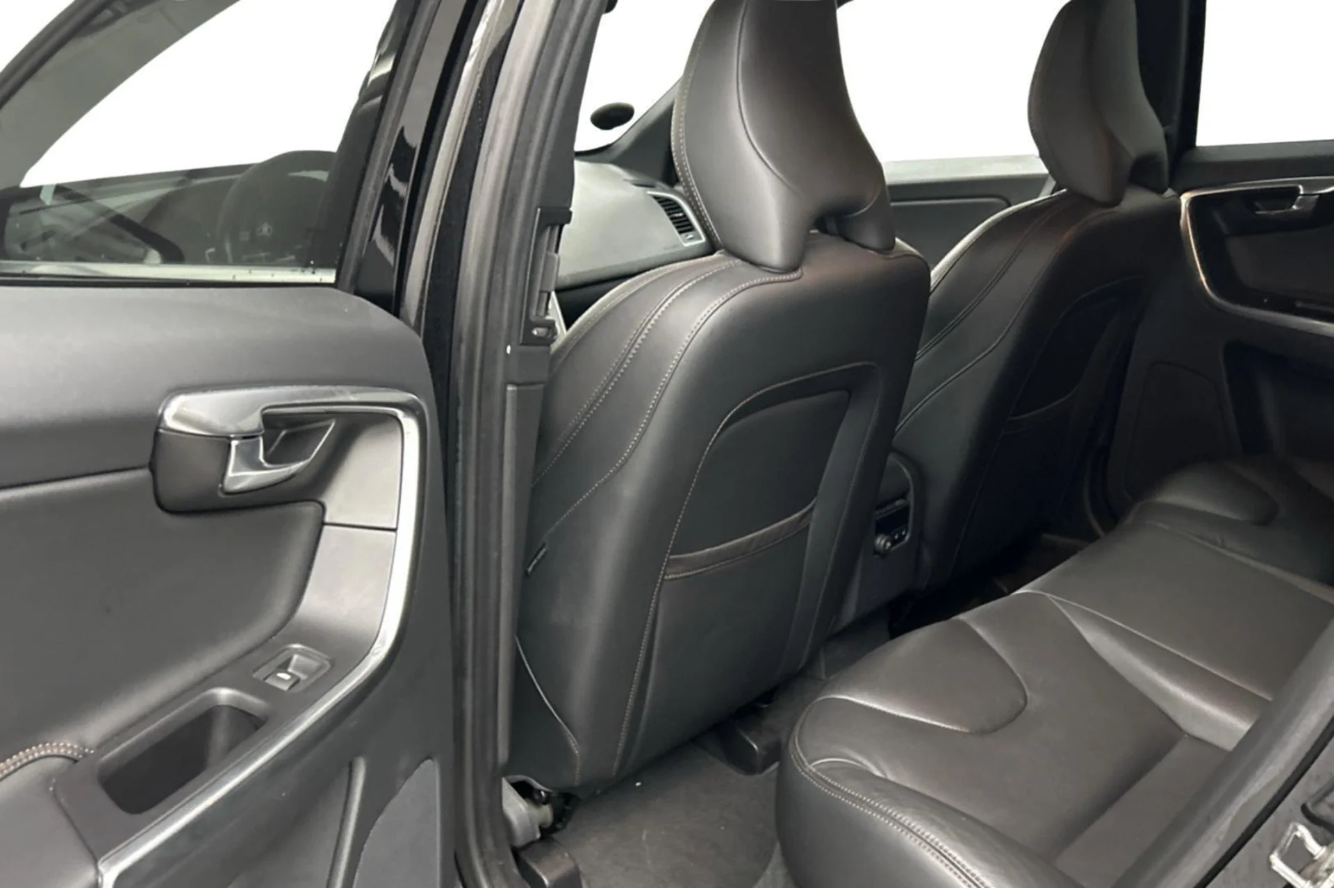 Car Image - 3GRFbrICjdfYc6ZJNy5EnF
