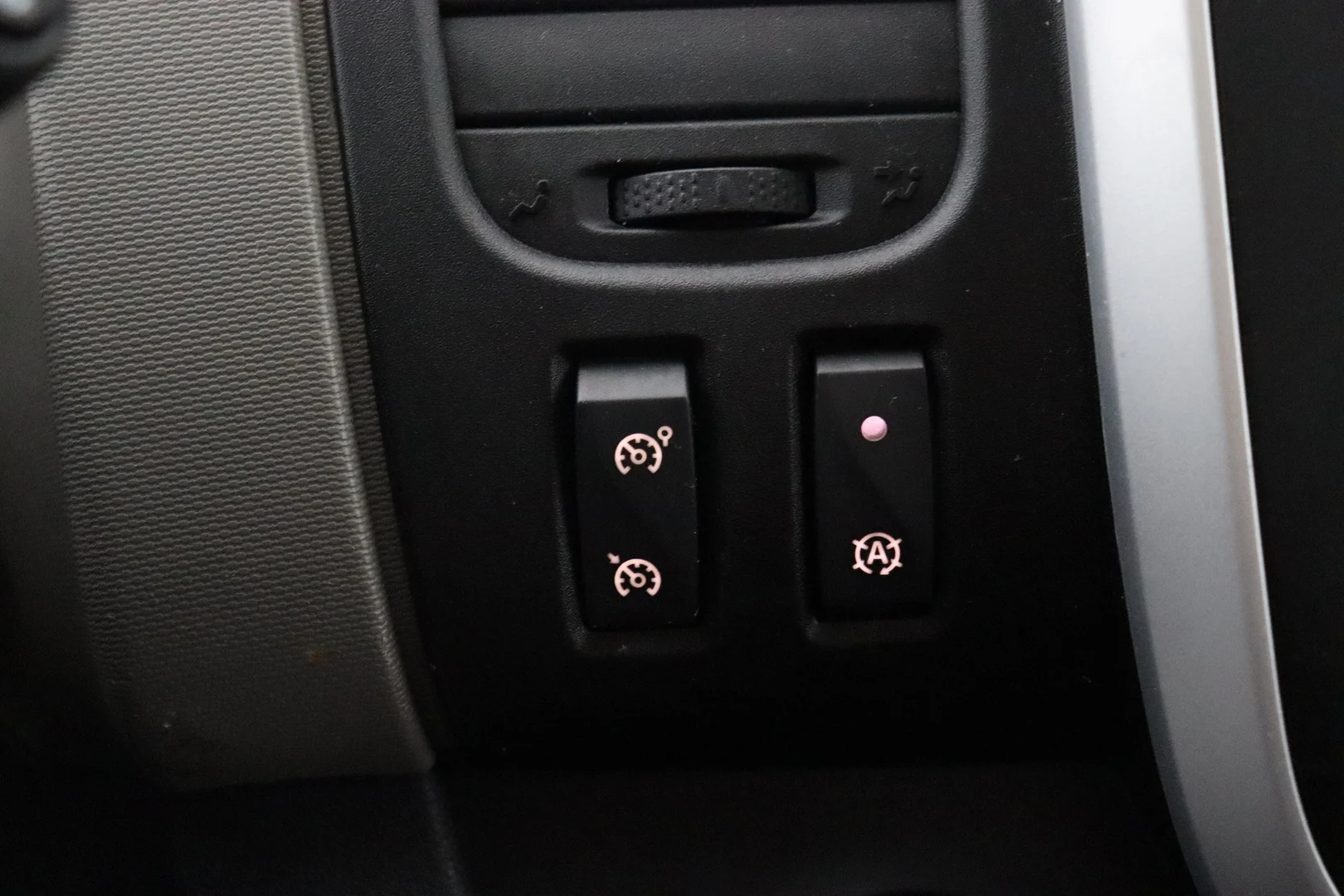 Car Image - AGmIuaFhrCBmtIp9N6ini