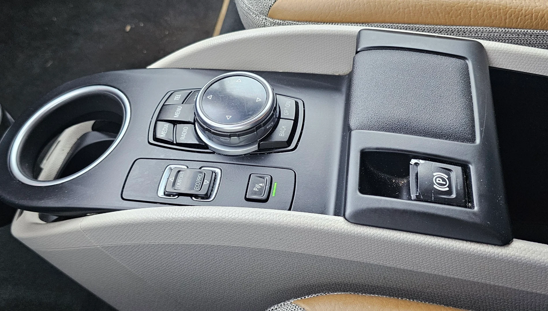 Car Image - 7hSQlCeM8h2JCMPICH8oat
