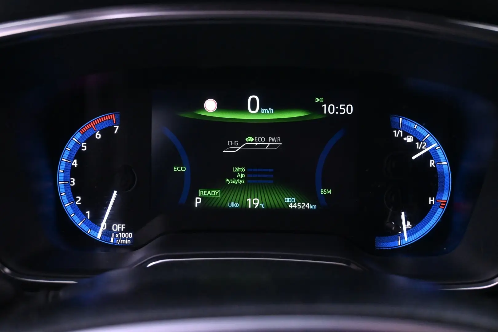 Car Image - 2qVX588RBVvteclrpFapyh
