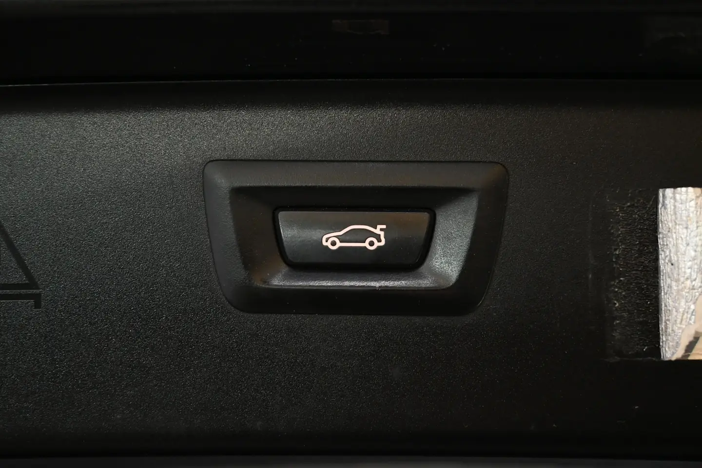 Car Image - 1u9MWJVRfTEb78Ipej3wOb