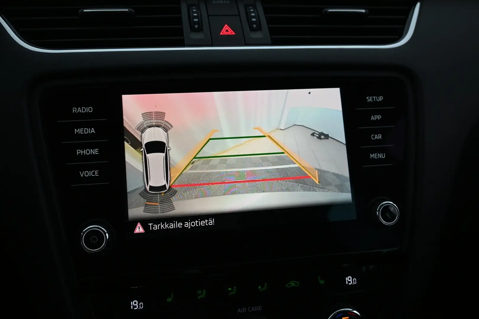 Car Image - 3ANJ5cLLxBcb9rQ5gM4xqF