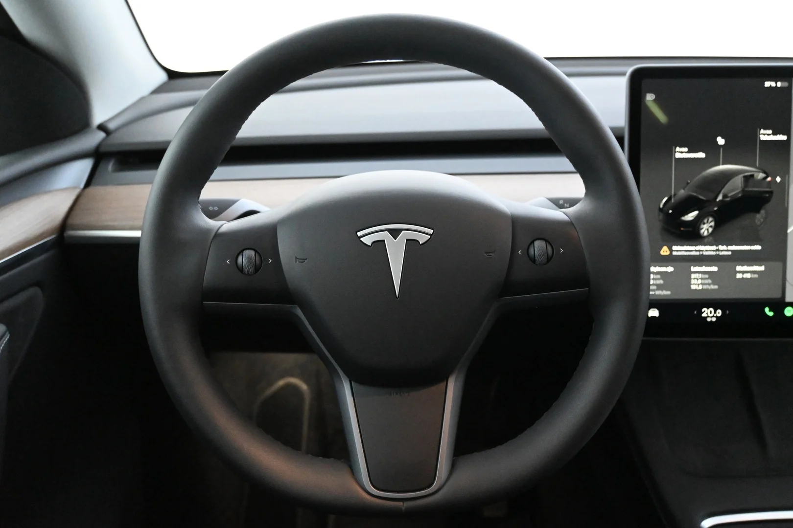 Car Image - 1wh04Y5KSHhUQ9E29tqAor