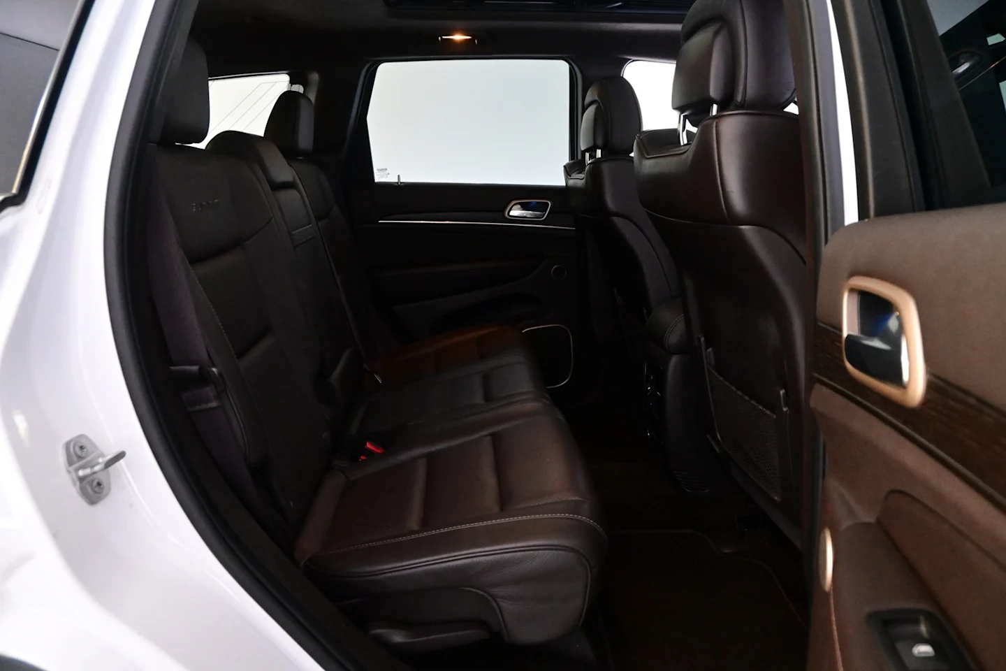 Car Image - 6qkJmFHvseHUFCLZQxjD83