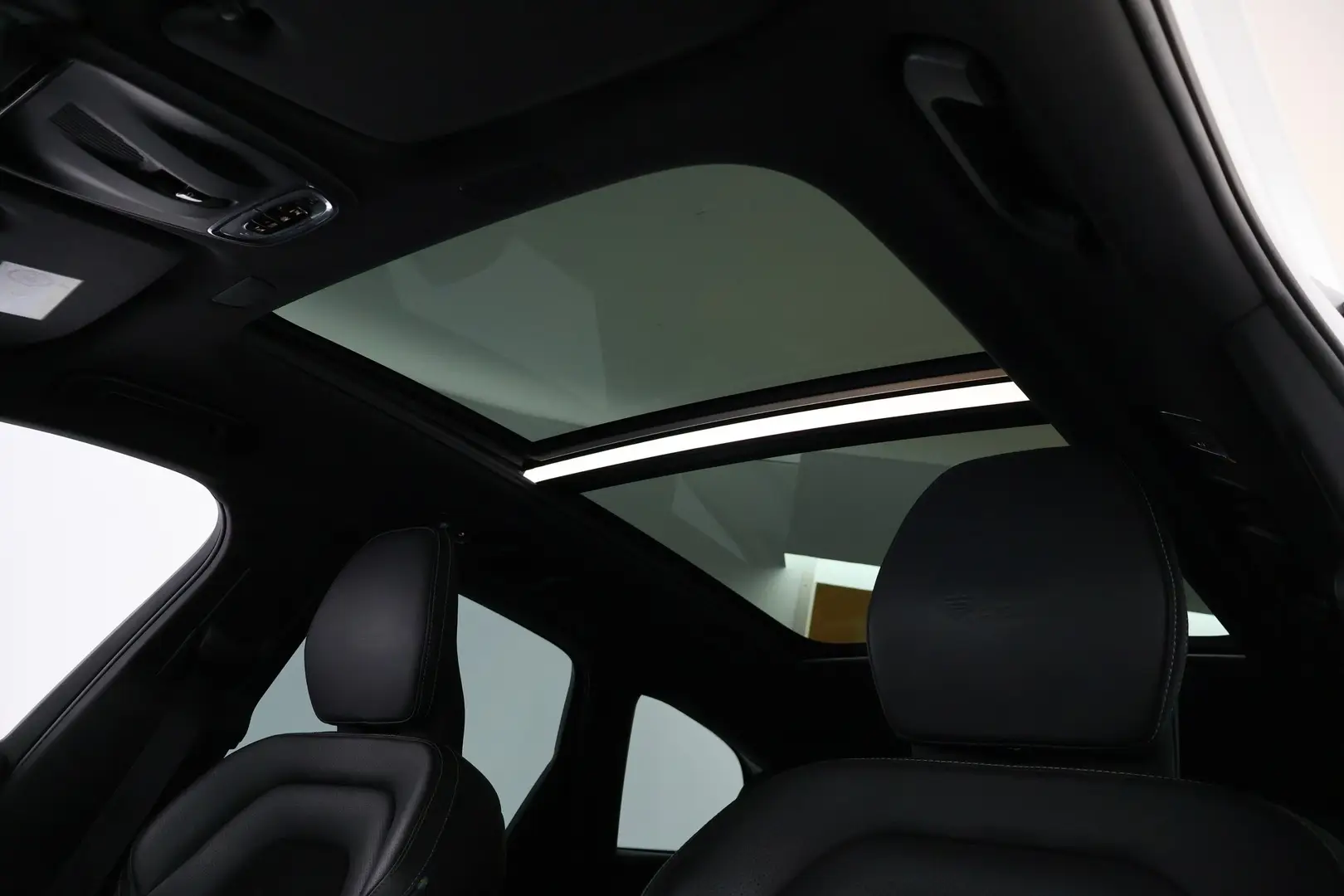 Car Image - 4BACVPmHpWu7TlcEt2uwKO