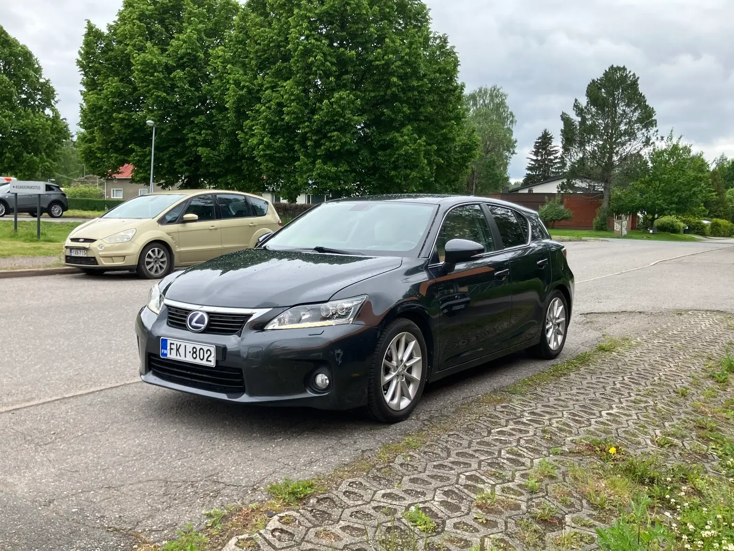 Car Image - 3Q2LtdUXcKXmxNS5cQo0Vt