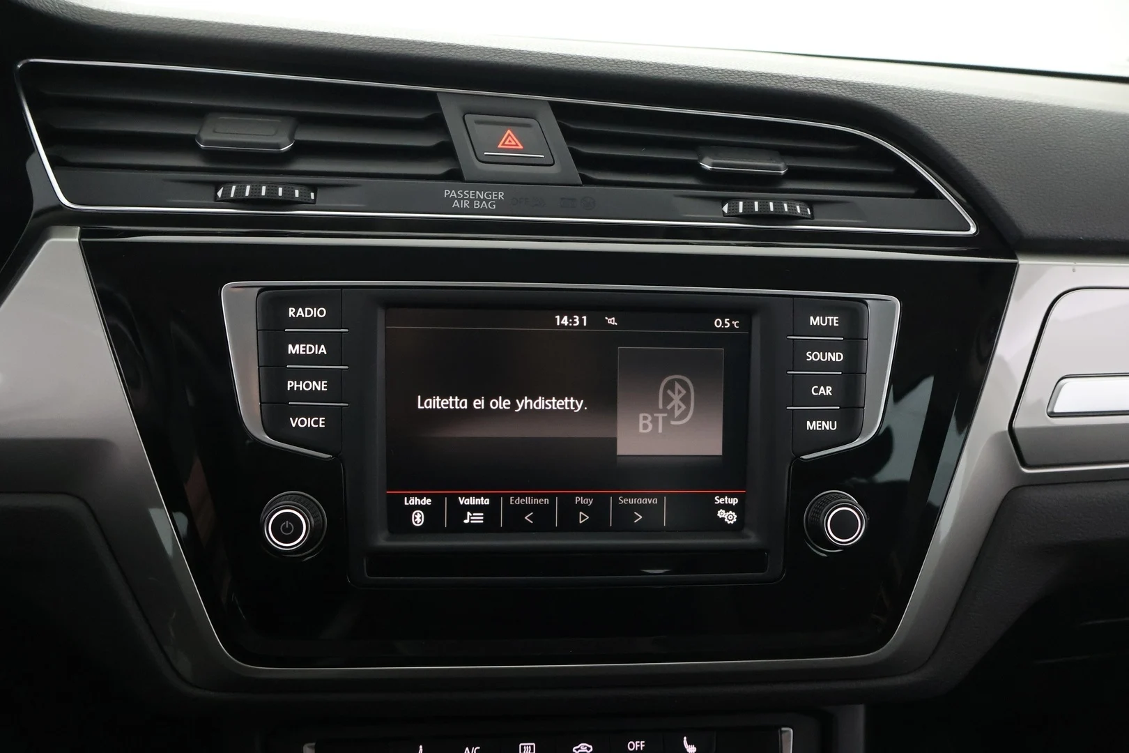 Car Image - 1P26KiwWBu3Xxjz8QFO32N