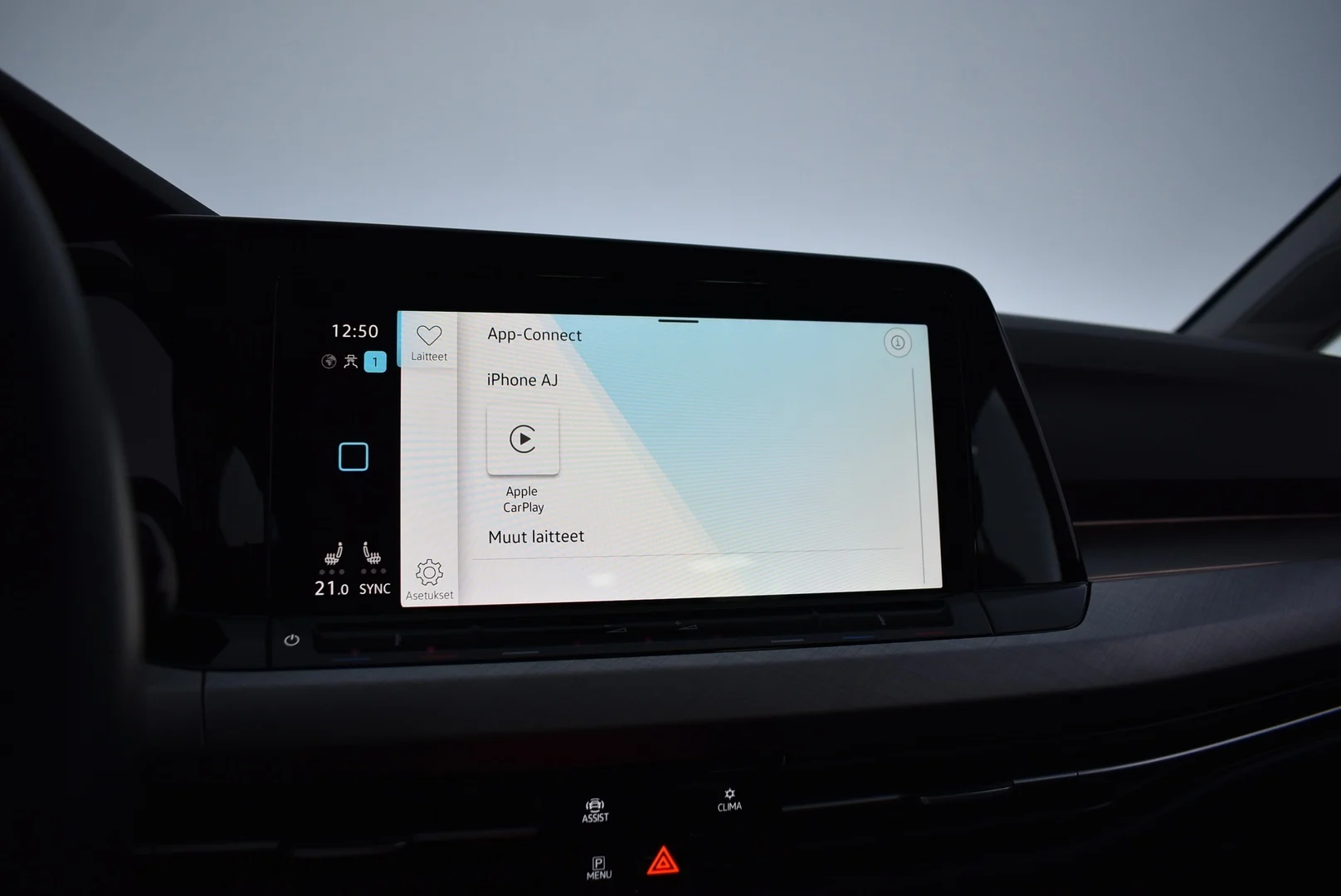 Car Image - fbnp2ioPQaIVCewCQe9zv