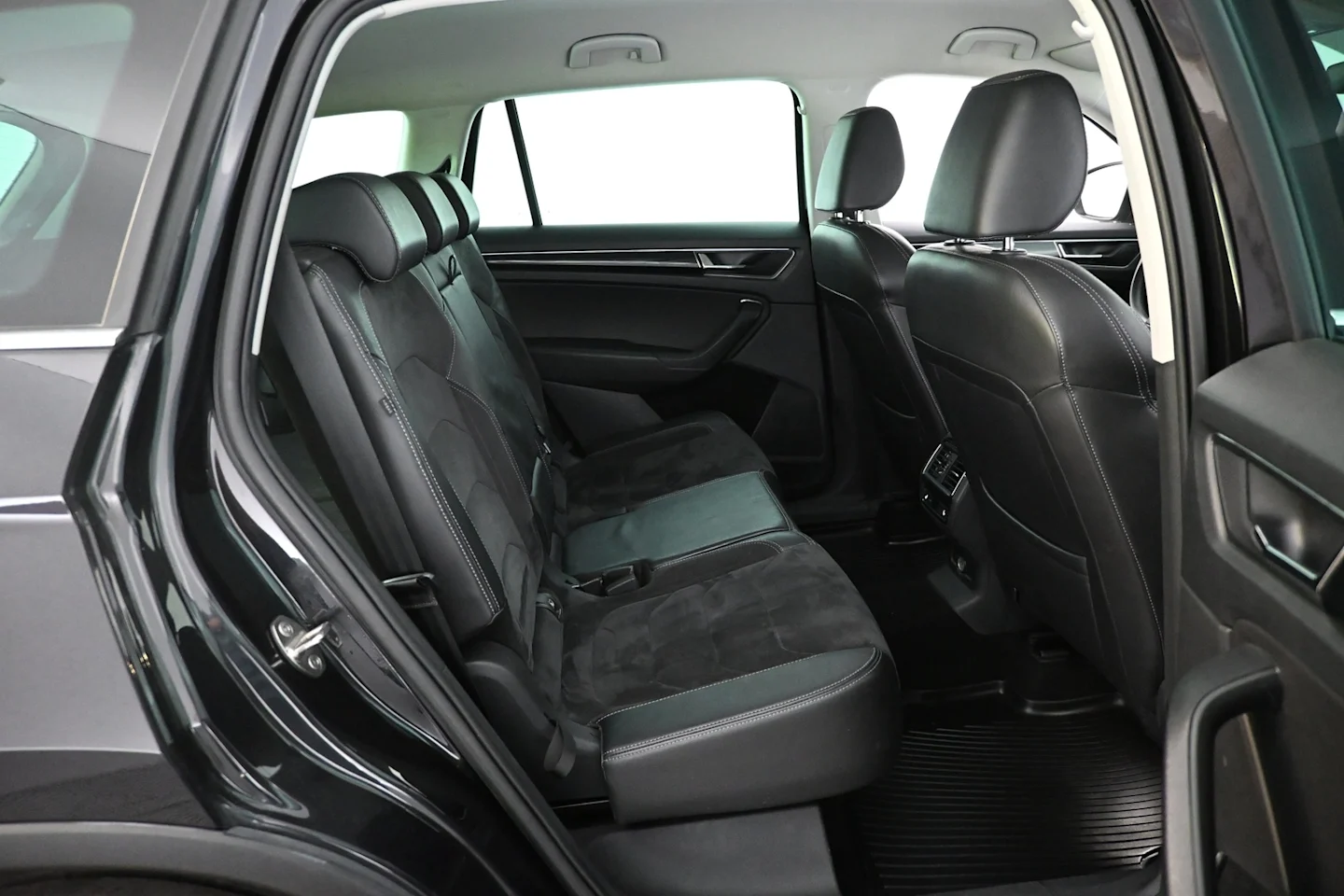 Car Image - 5sBOZqIcrYB3NU3JAgu8jg