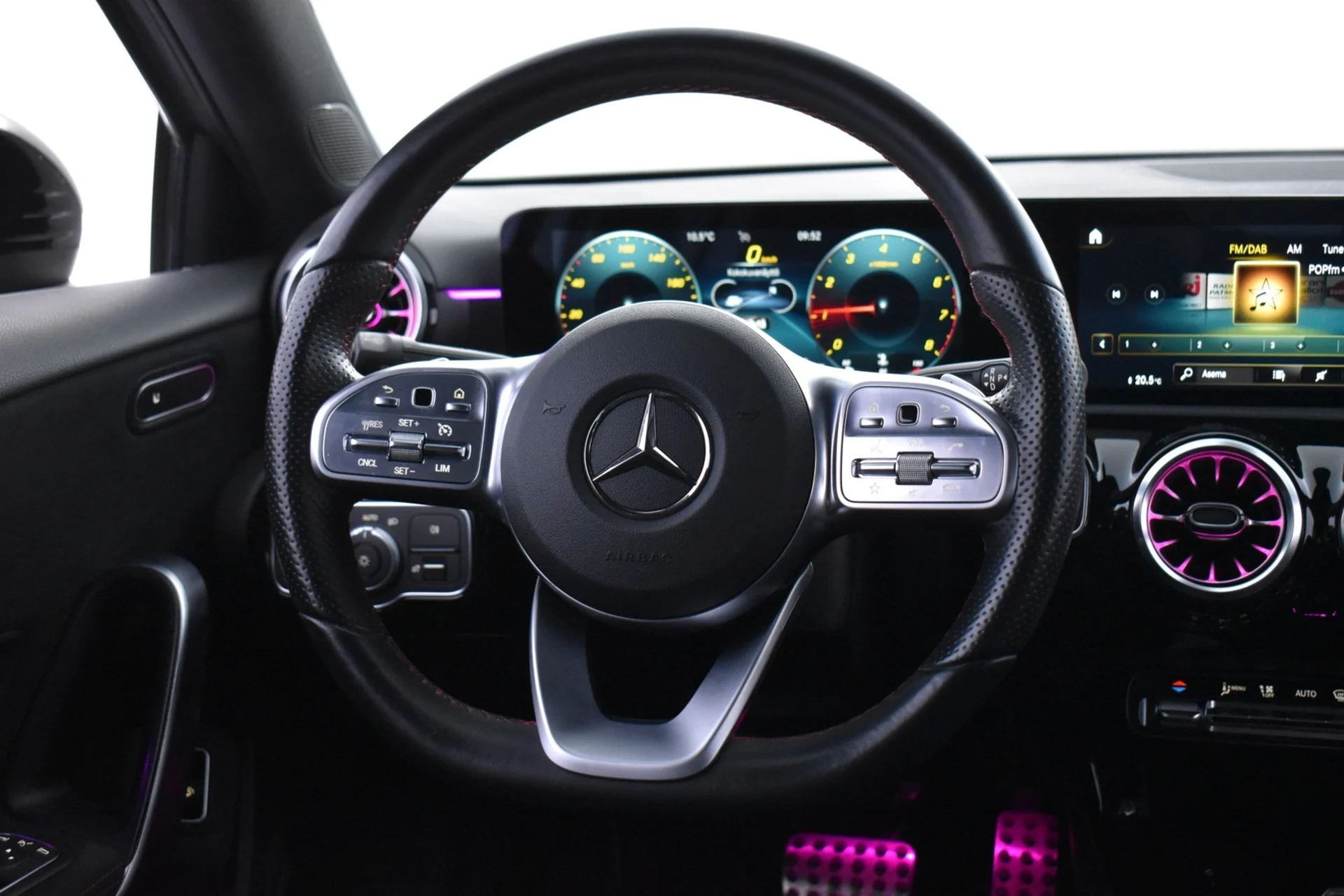 Car Image - 77vt9IRzP4Q1RI09y5mlnj