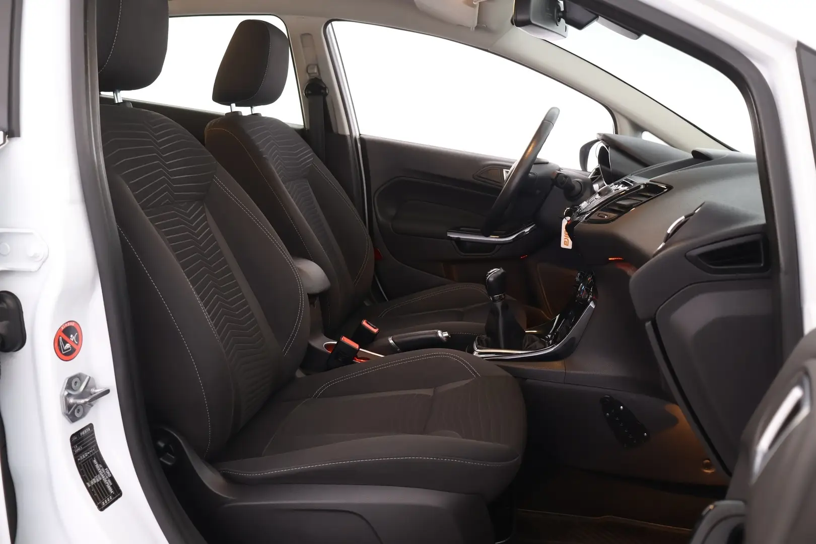 Car Image - 3wqLp2BYhbrWhGx2BDqWYQ