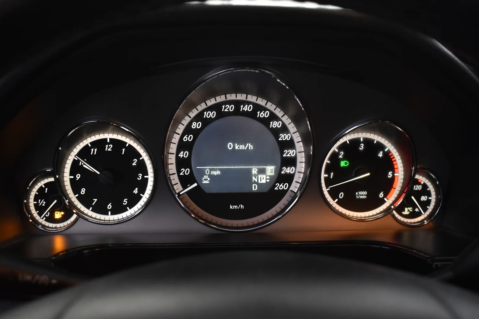 Car Image - 4VzPXRnqugskqcBNpm3SEJ