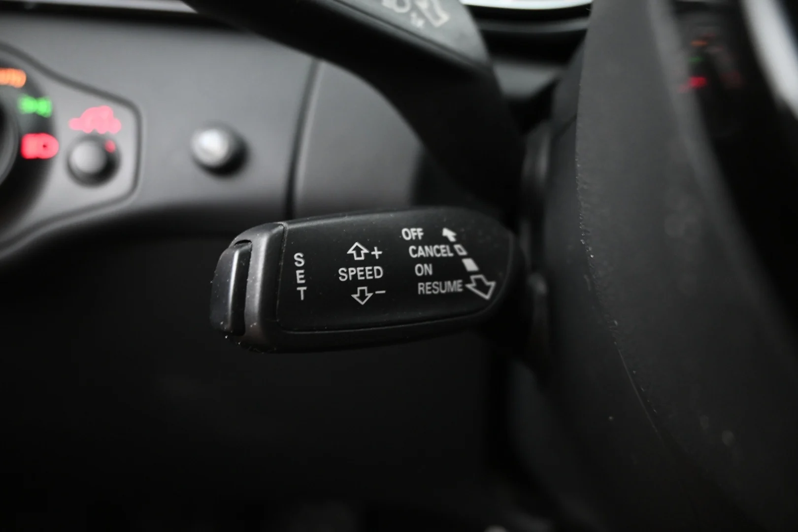 Car Image - 6kpfvQDEKedfsMrn5d0Ei0